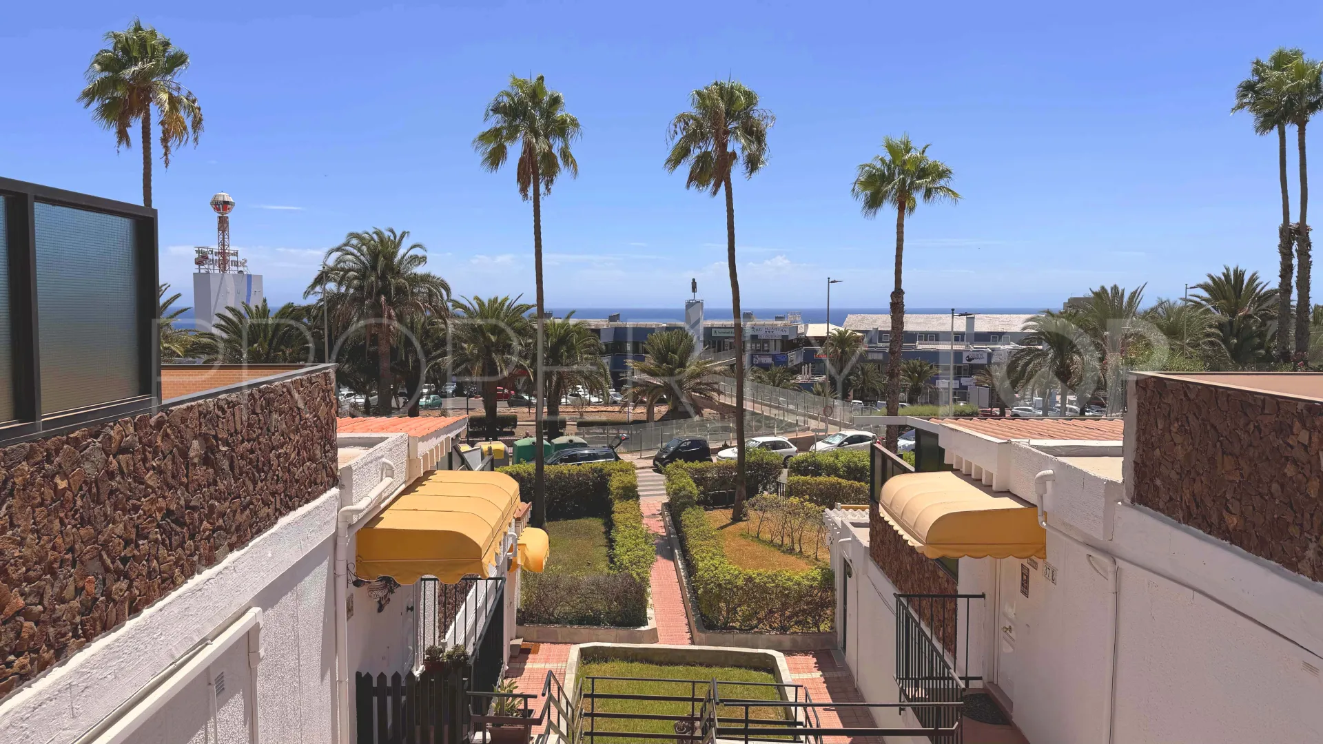 Monte Rojo apartment for sale
