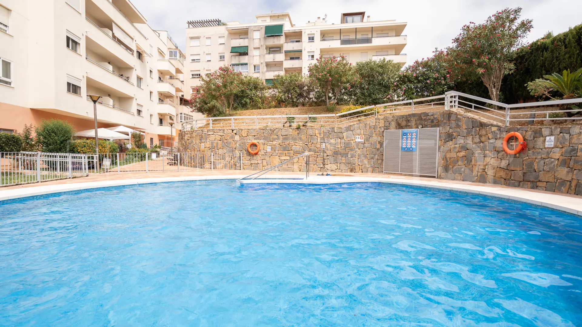 Estepona Centro, apartamento de 3 dormitorios en venta