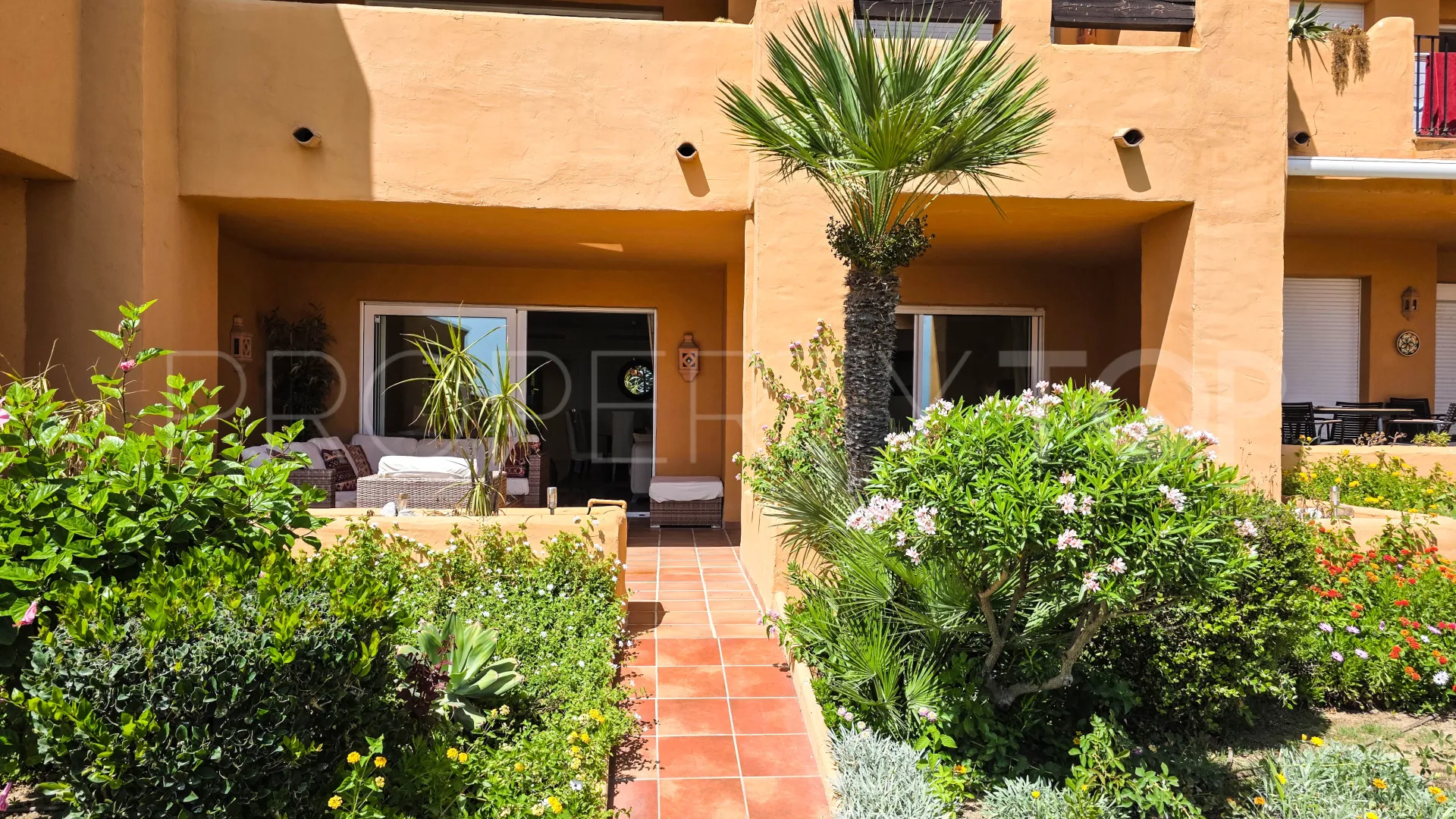 Los Granados de Duquesa 3 bedrooms ground floor apartment for sale