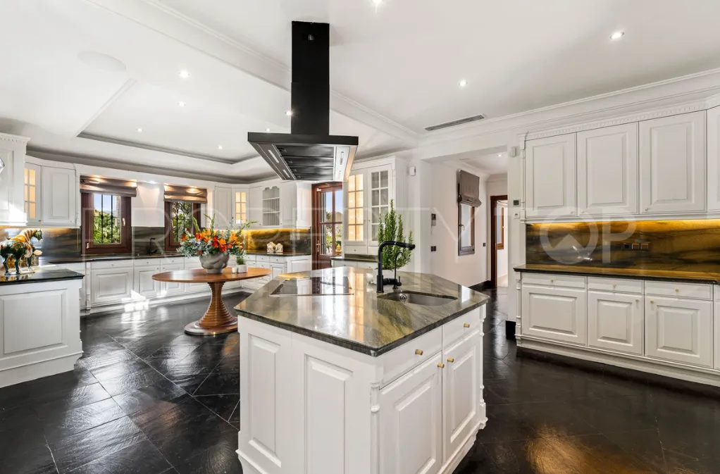Villa a la venta en Marbella Club Golf Resort