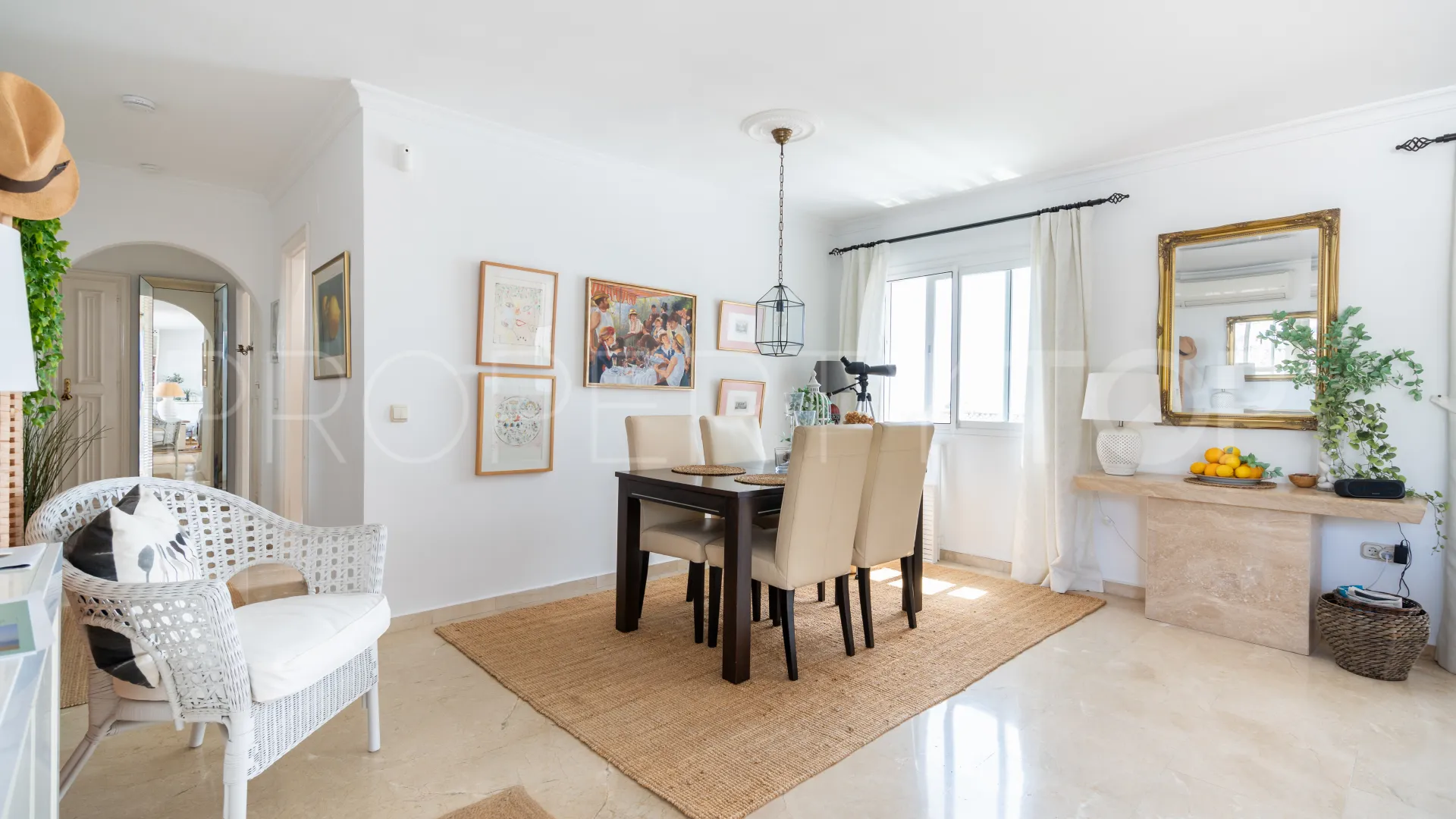 Ático en venta en El Paraiso de 2 dormitorios