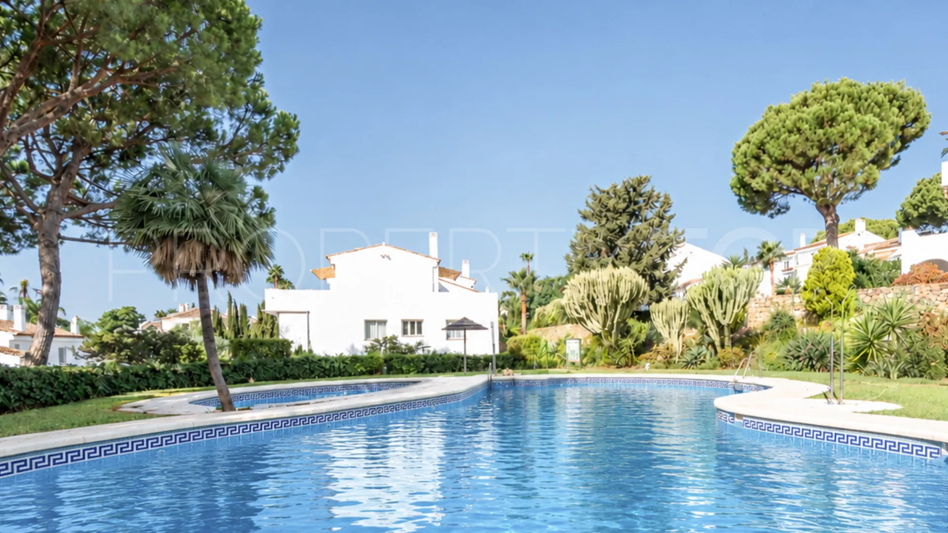 Ático en venta en El Paraiso de 2 dormitorios