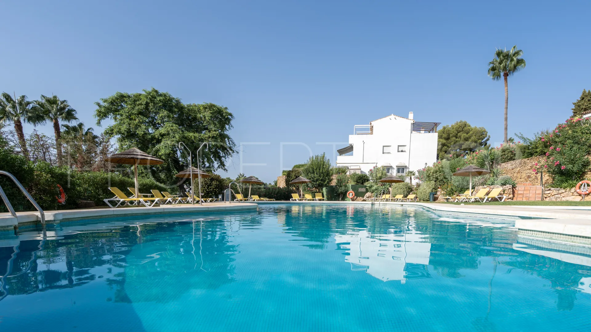 Ático en venta en El Paraiso de 2 dormitorios
