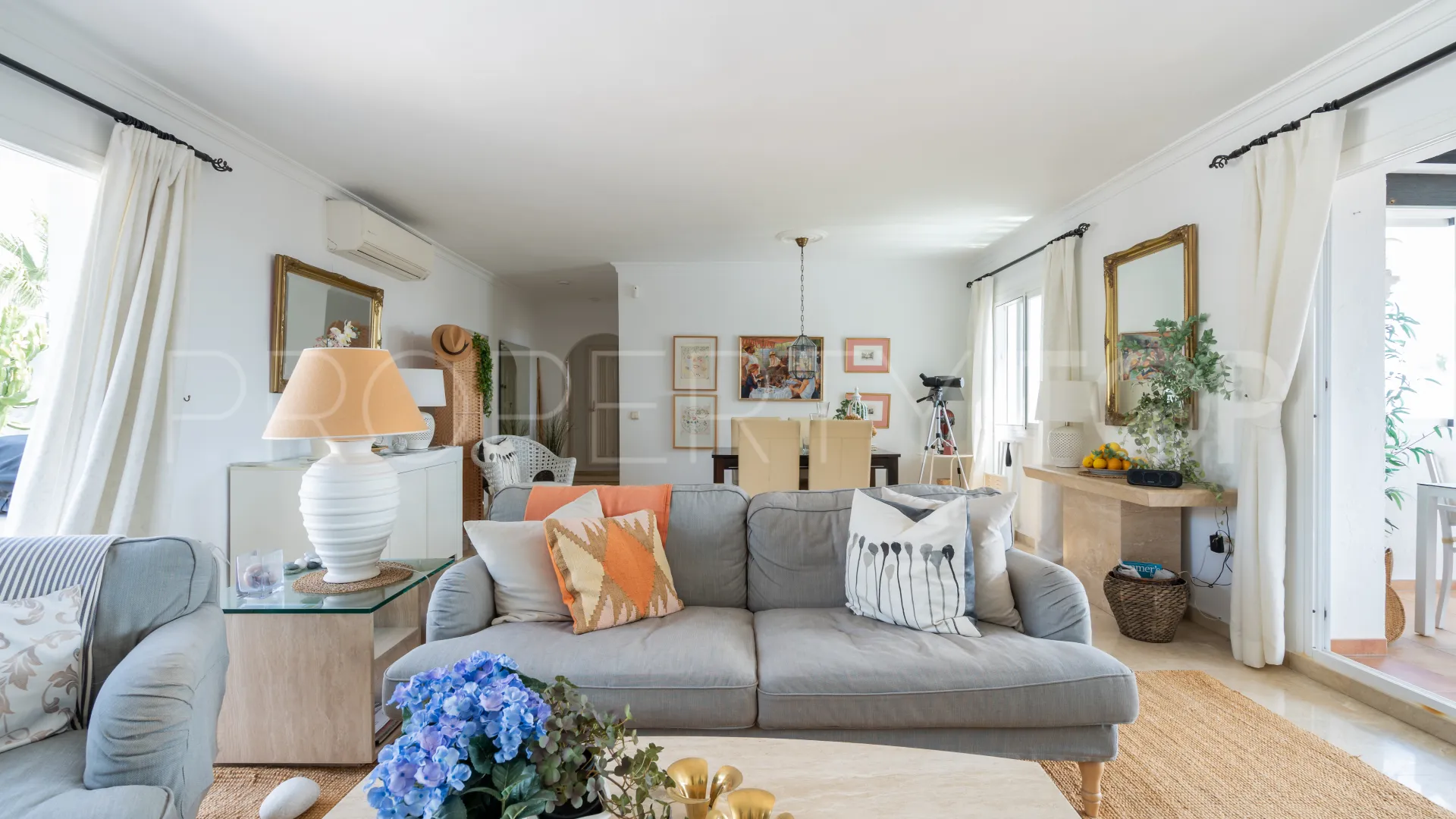 Ático en venta en El Paraiso de 2 dormitorios