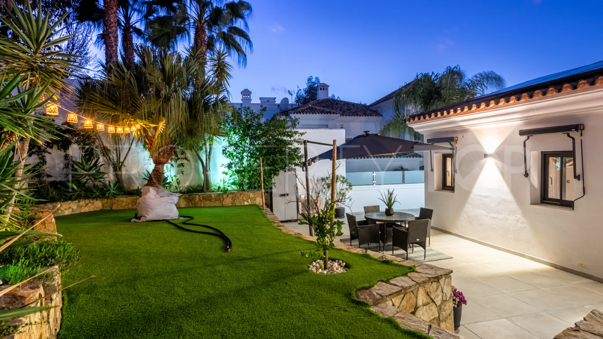 Comprar villa de 4 dormitorios en La Cala Golf Resort
