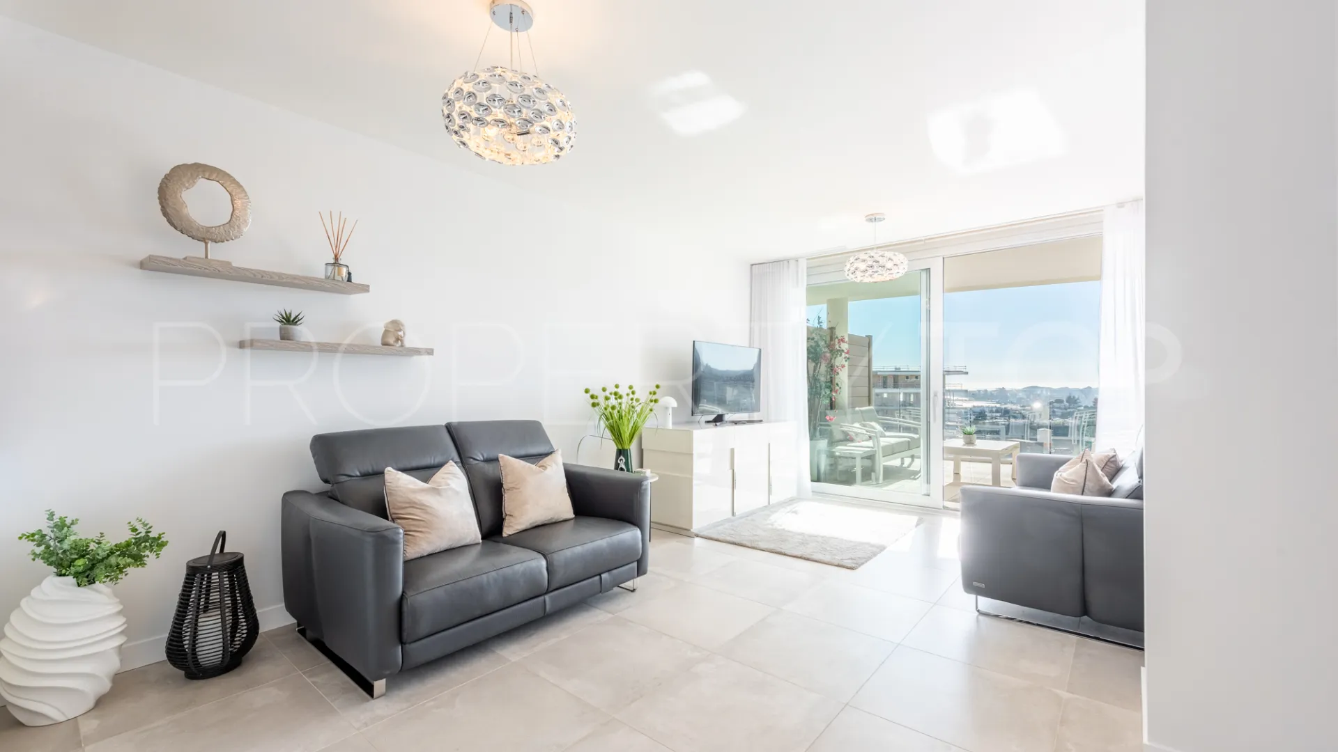 El Higueron, apartamento de 2 dormitorios a la venta