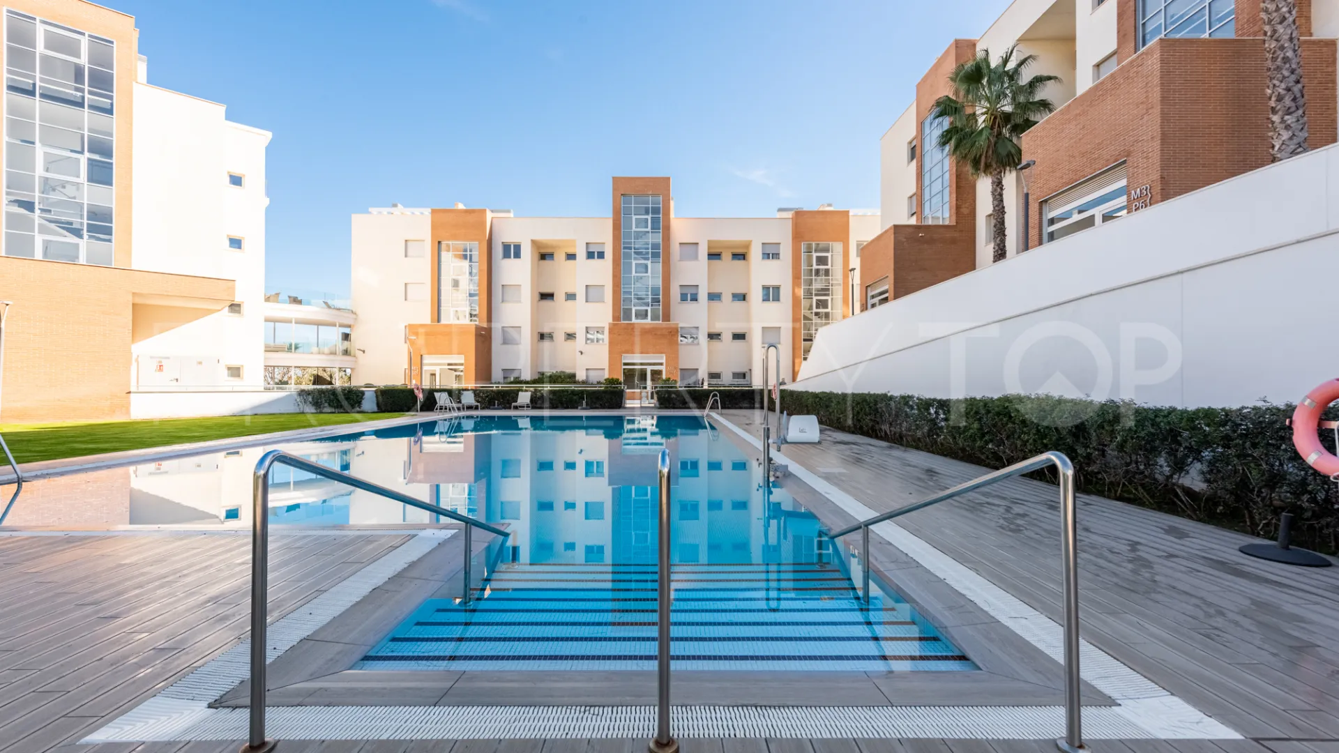 El Higueron, apartamento de 2 dormitorios a la venta