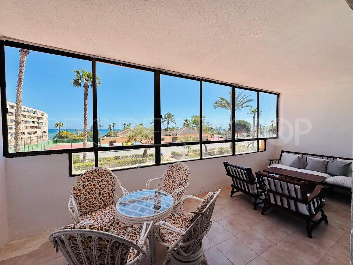 For sale apartment in La Mata with 3 bedrooms