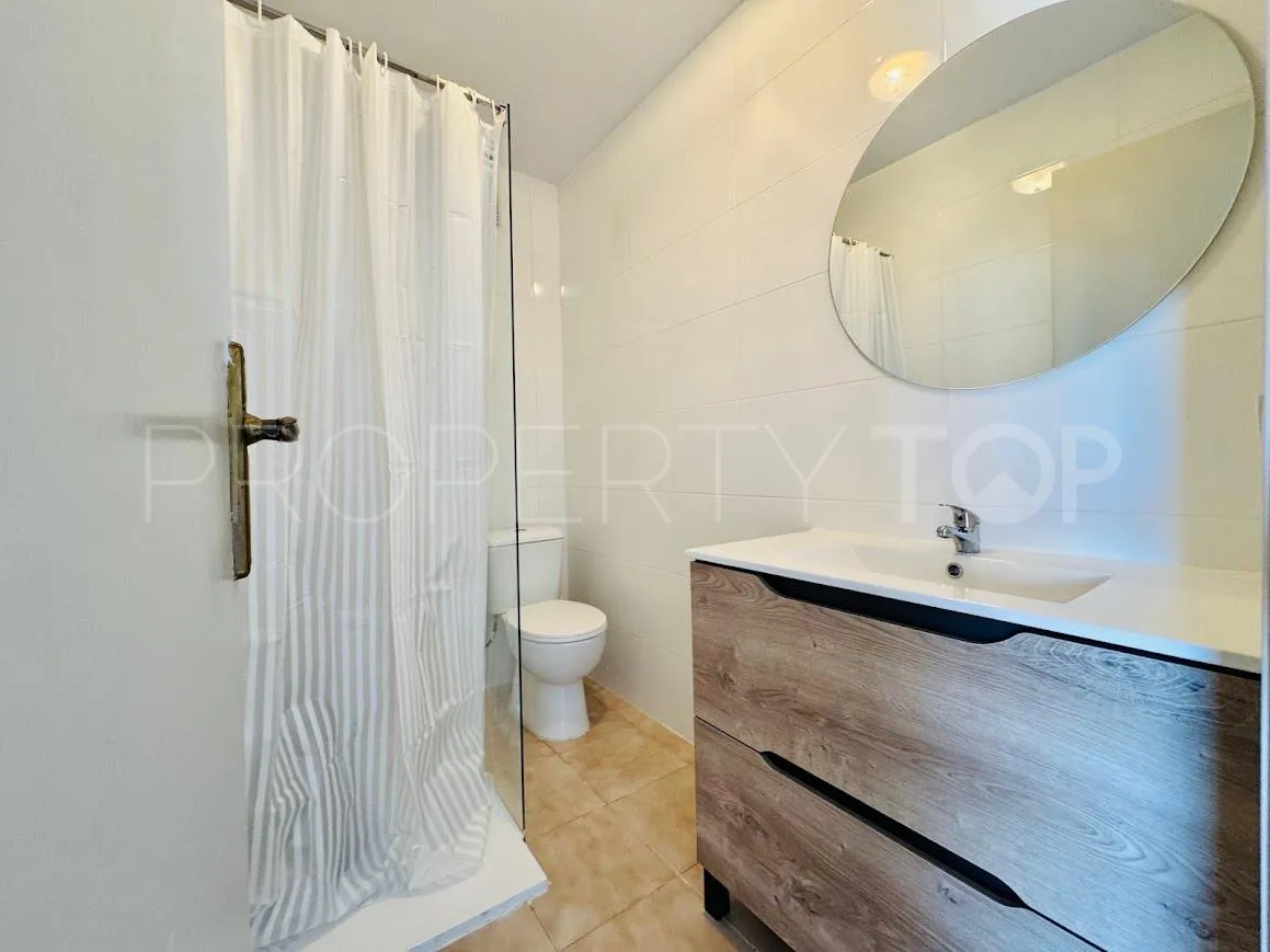 For sale apartment in La Mata with 3 bedrooms