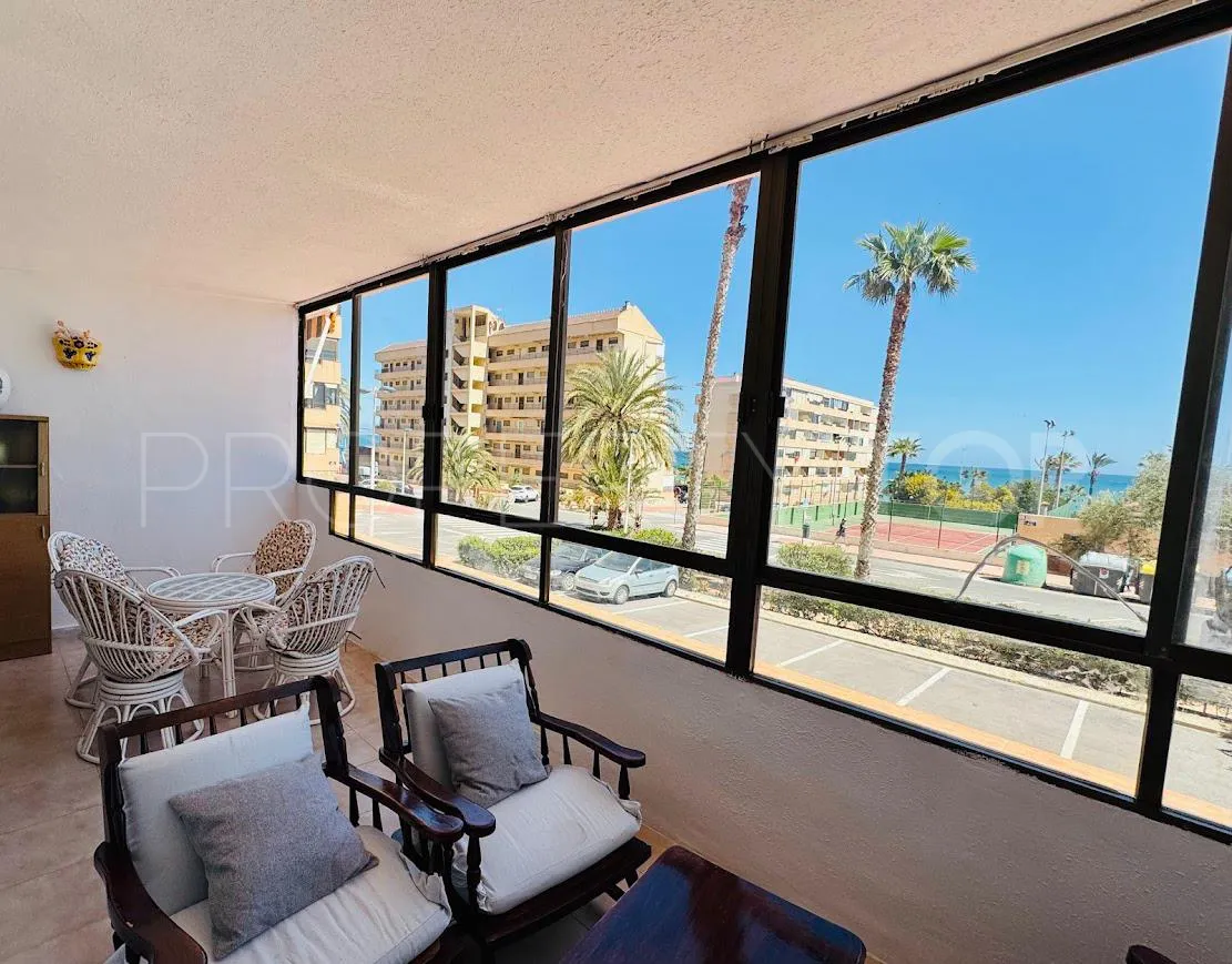 For sale apartment in La Mata with 3 bedrooms