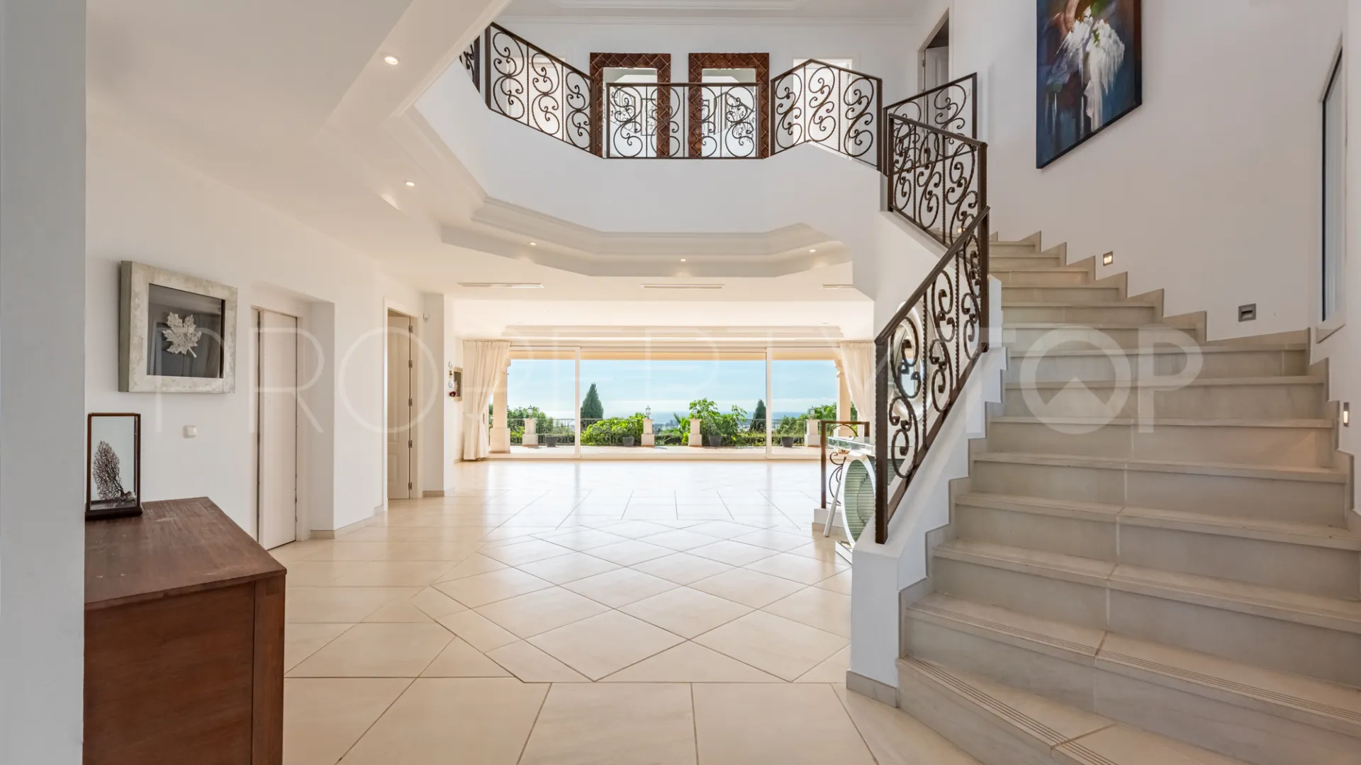 For sale Los Flamingos villa with 7 bedrooms