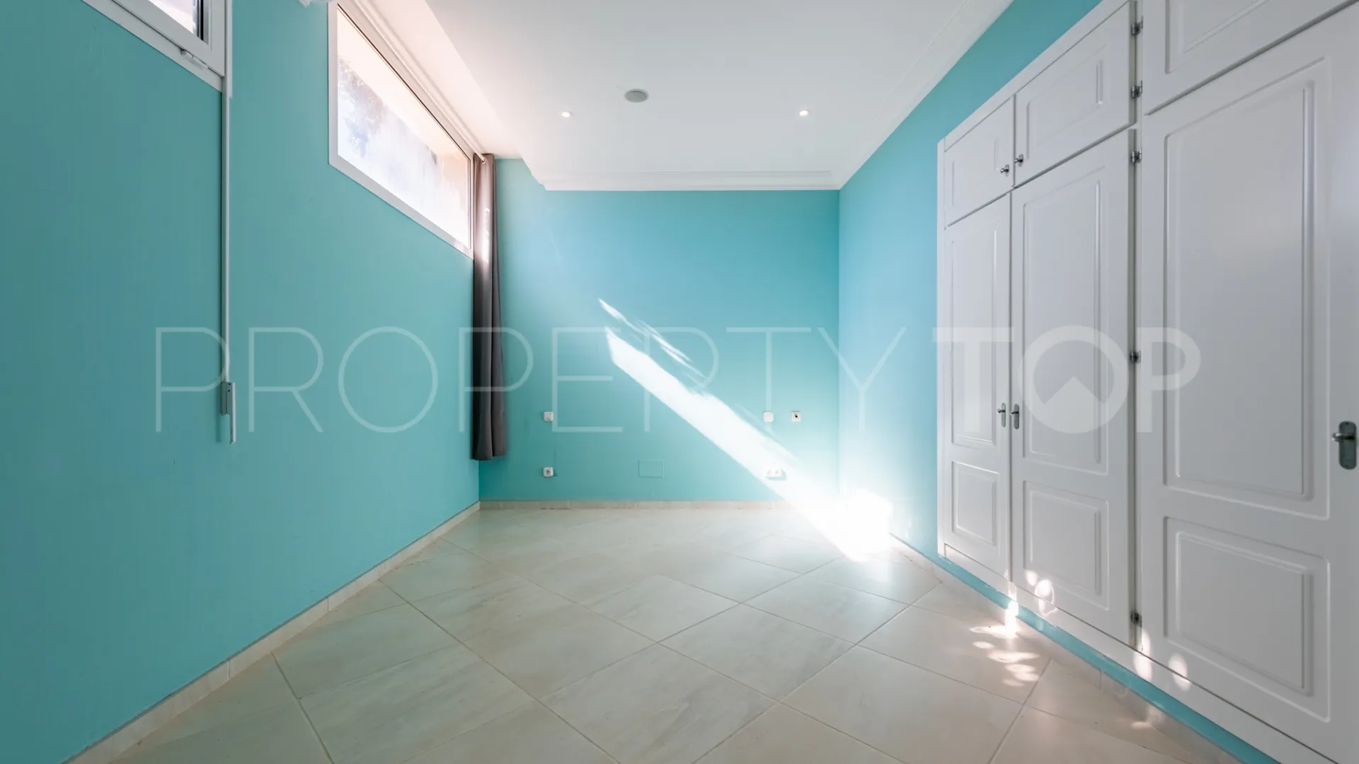 For sale Los Flamingos villa with 7 bedrooms