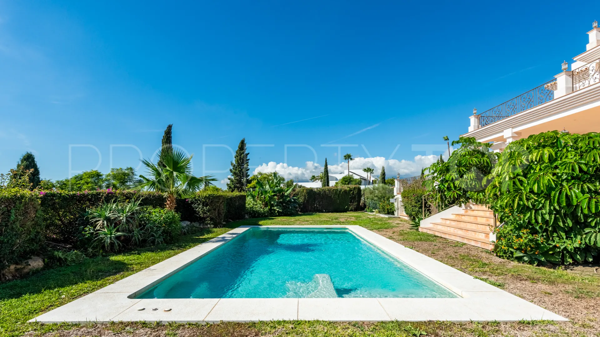 For sale Los Flamingos villa with 7 bedrooms