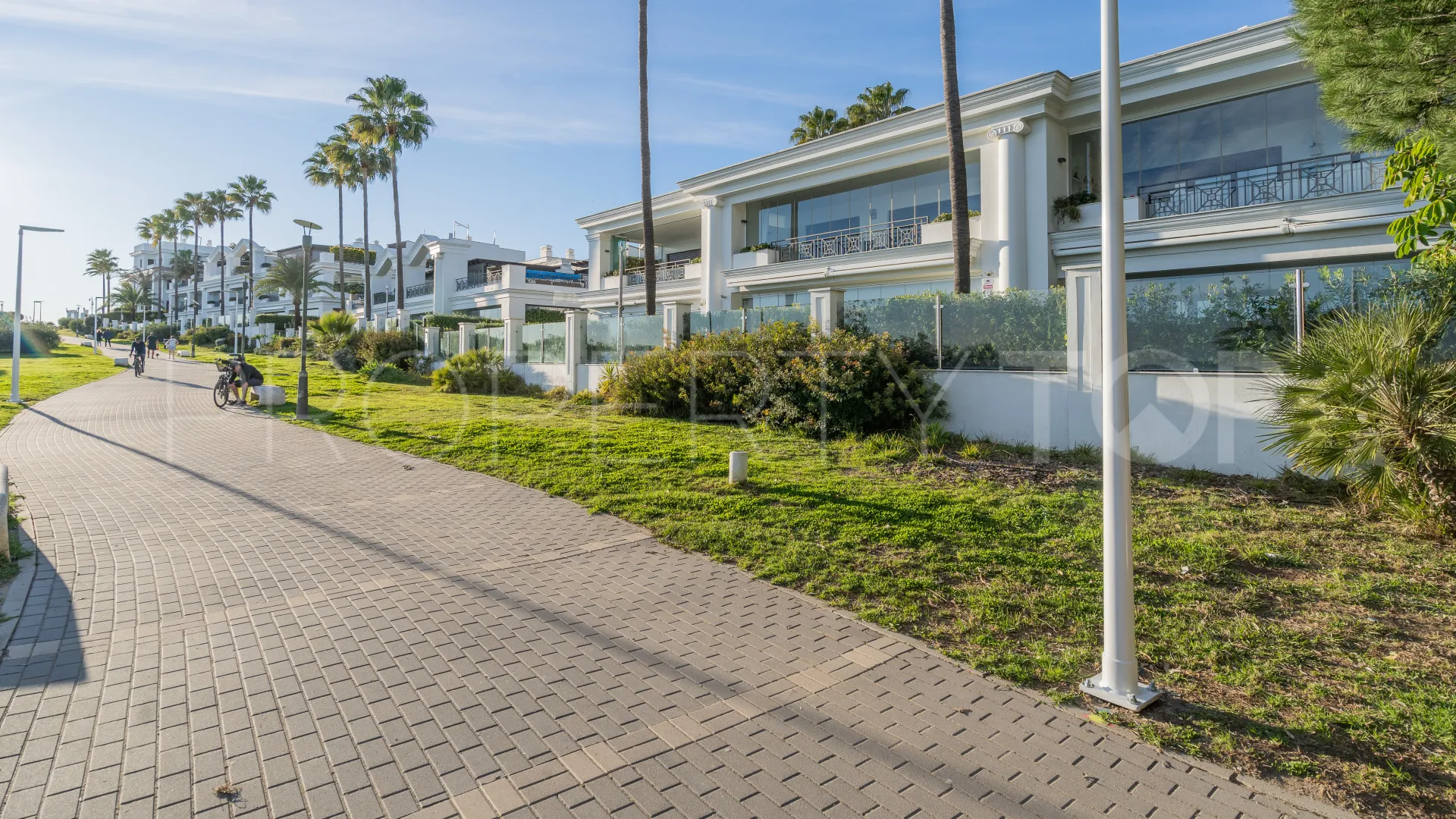 For sale 2 bedrooms apartment in Doncella Beach