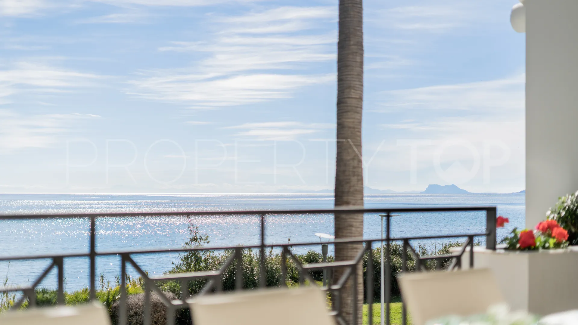 For sale 2 bedrooms apartment in Doncella Beach
