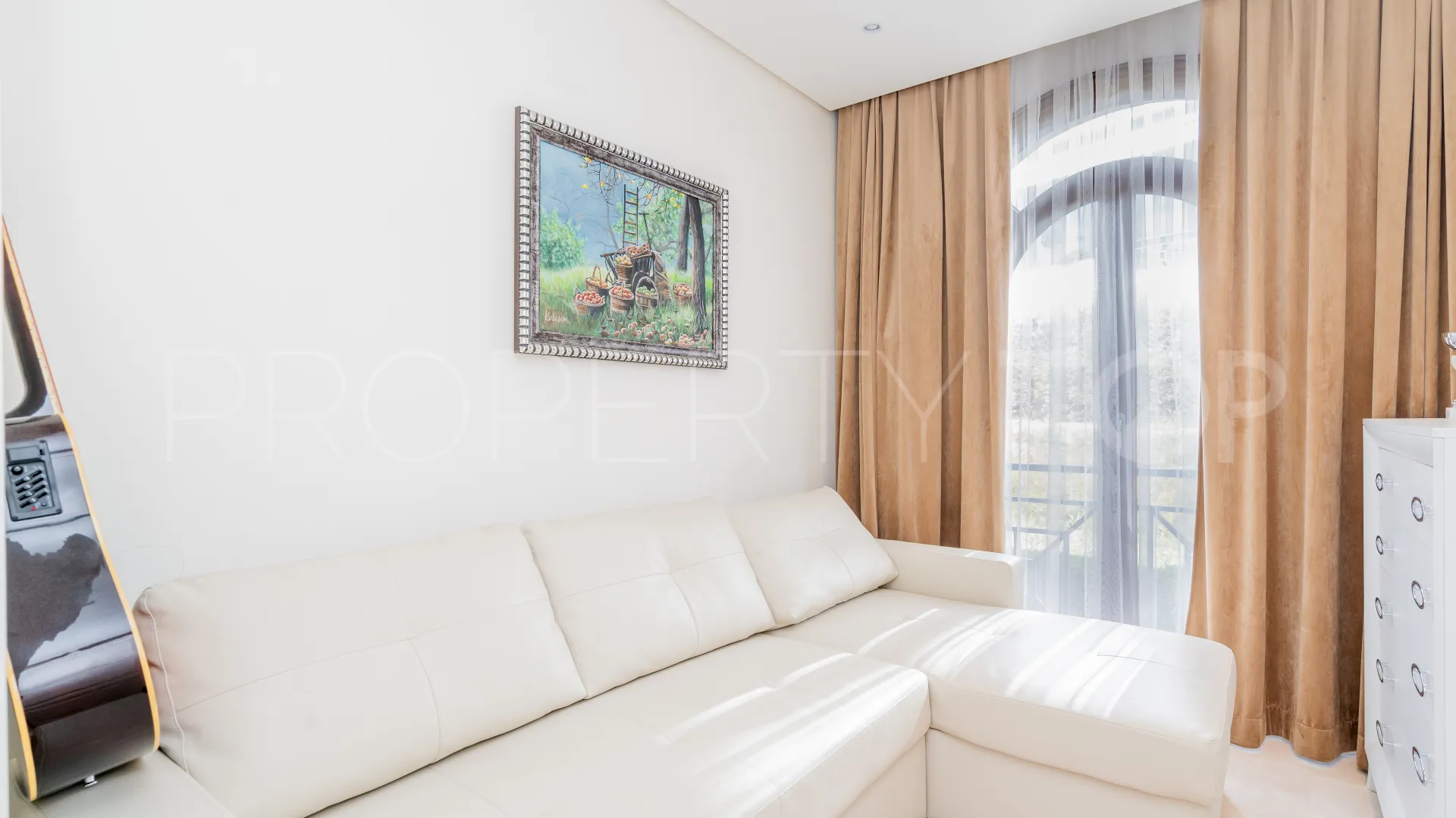 For sale 2 bedrooms apartment in Doncella Beach