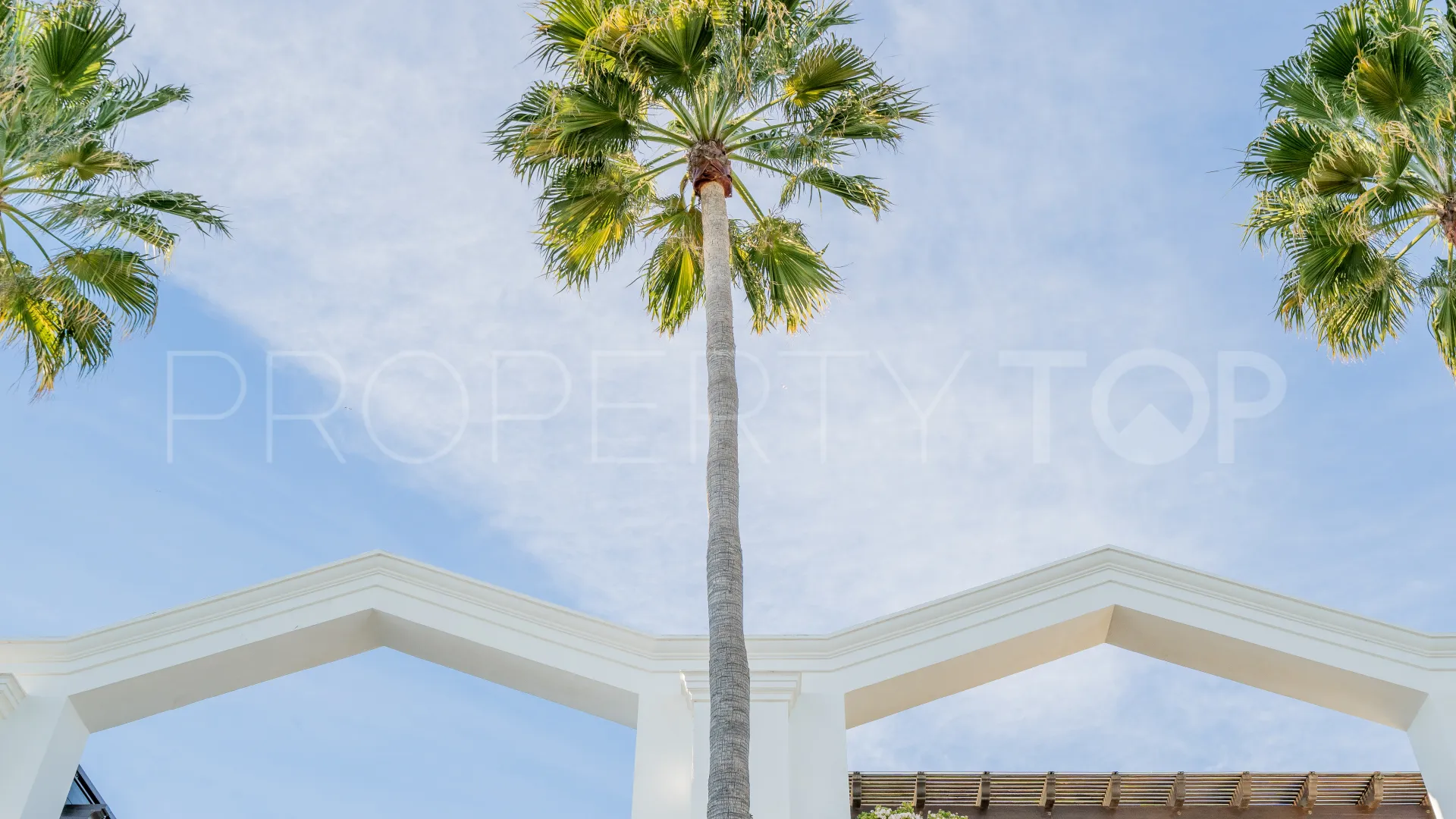For sale 2 bedrooms apartment in Doncella Beach