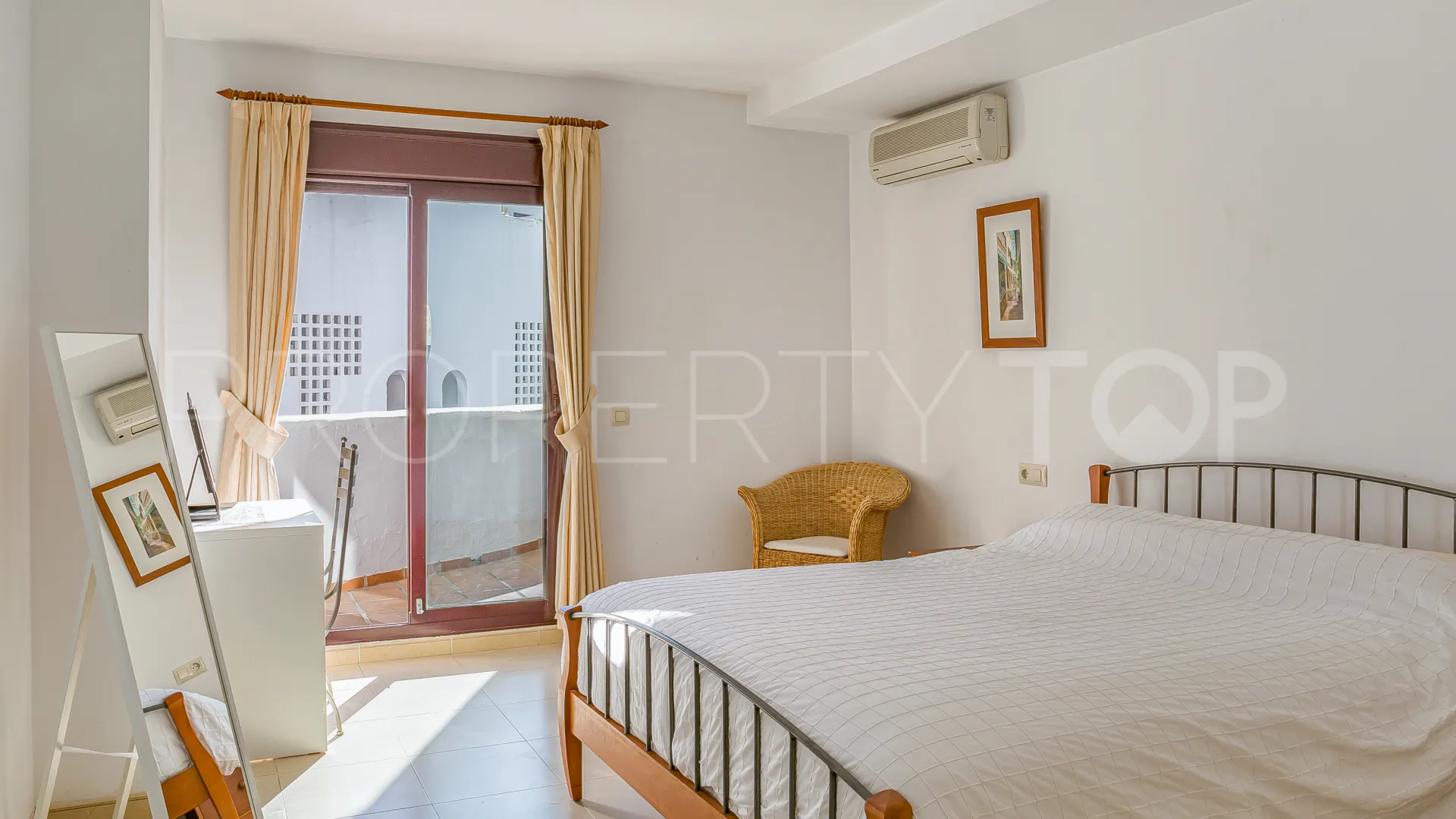 La Maestranza 2 bedrooms apartment for sale