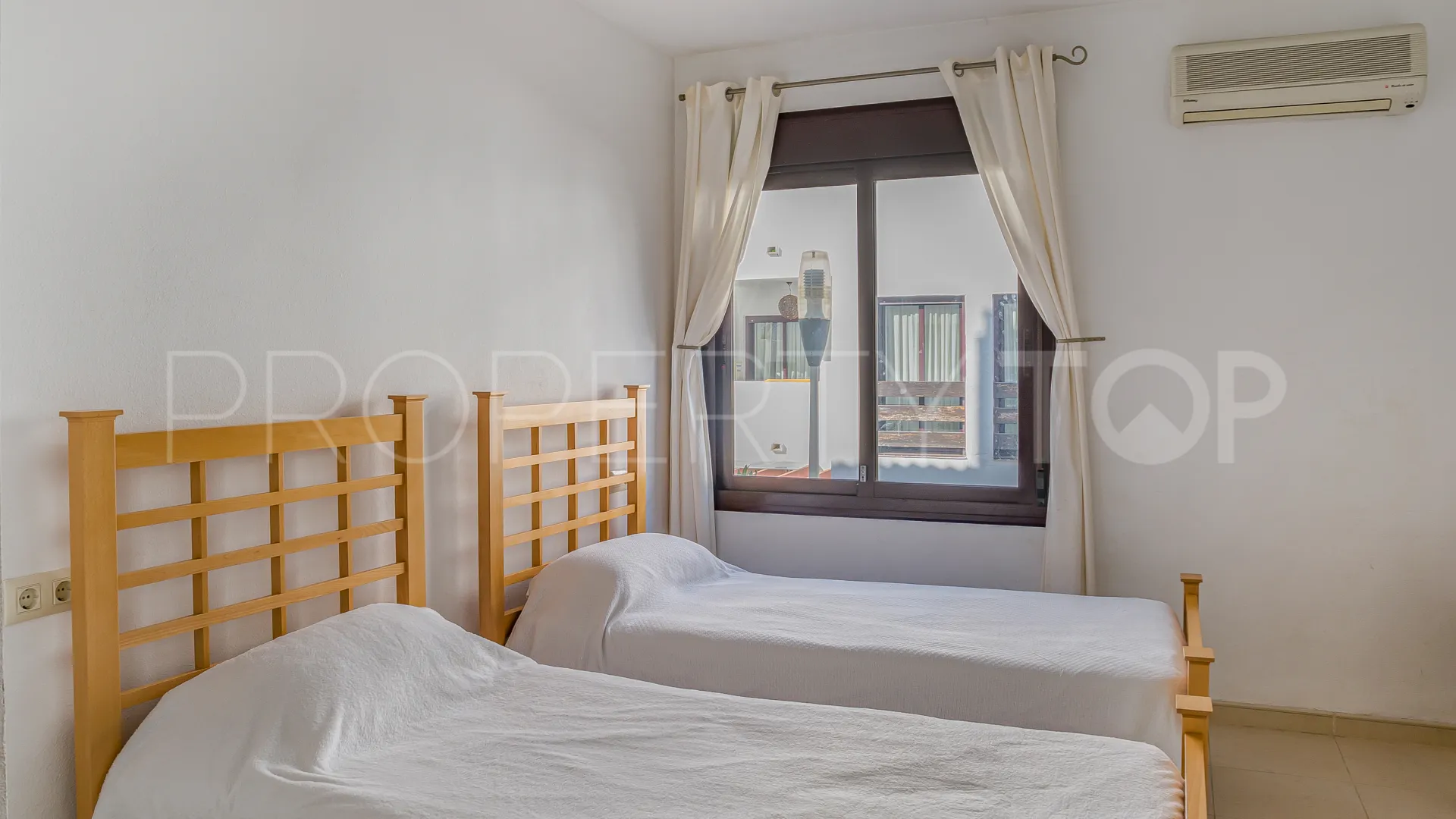 La Maestranza 2 bedrooms apartment for sale
