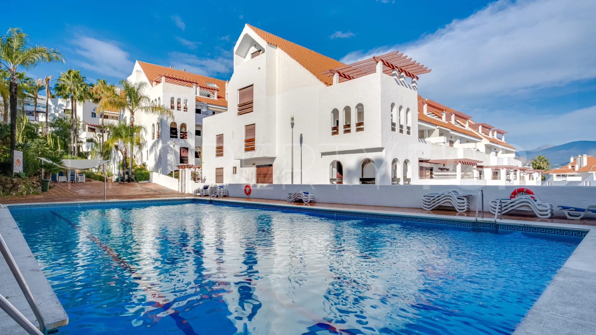 La Maestranza 2 bedrooms apartment for sale