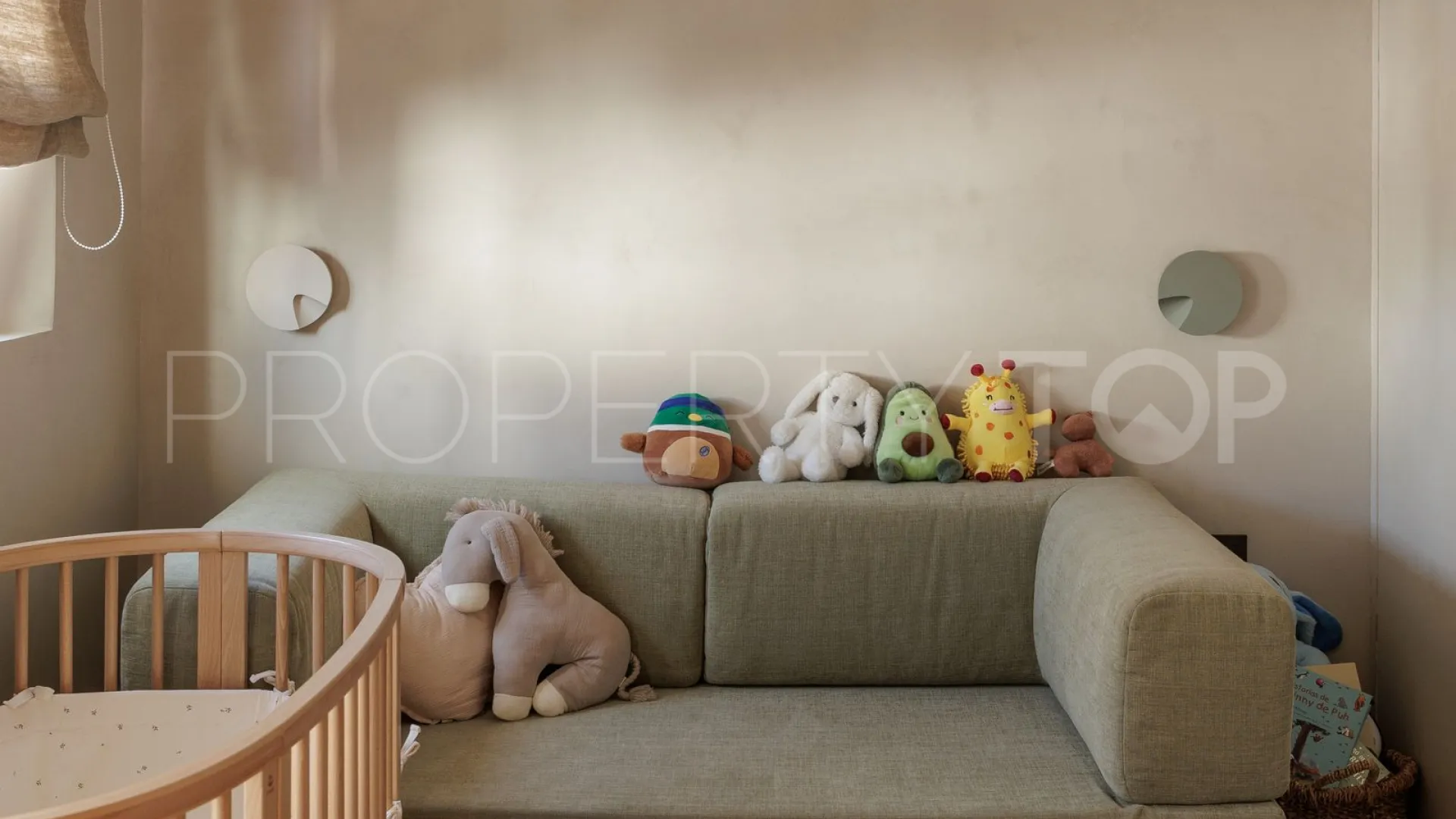 Town house for sale in El Naranjal