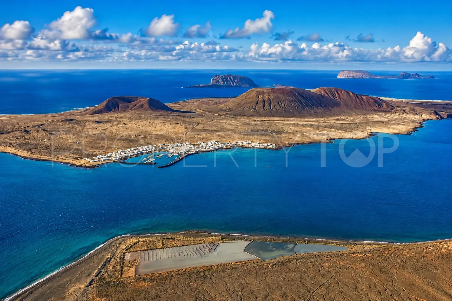 Buy house with 2 bedrooms in La Graciosa