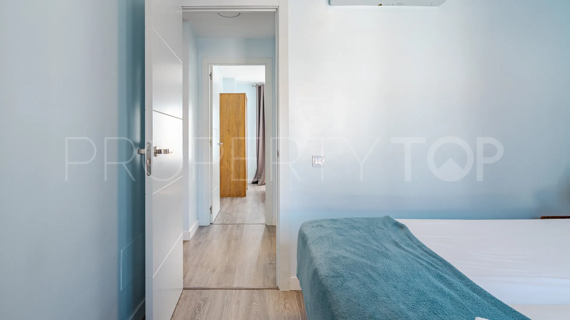 Edificio en venta en Estepona Ciudad