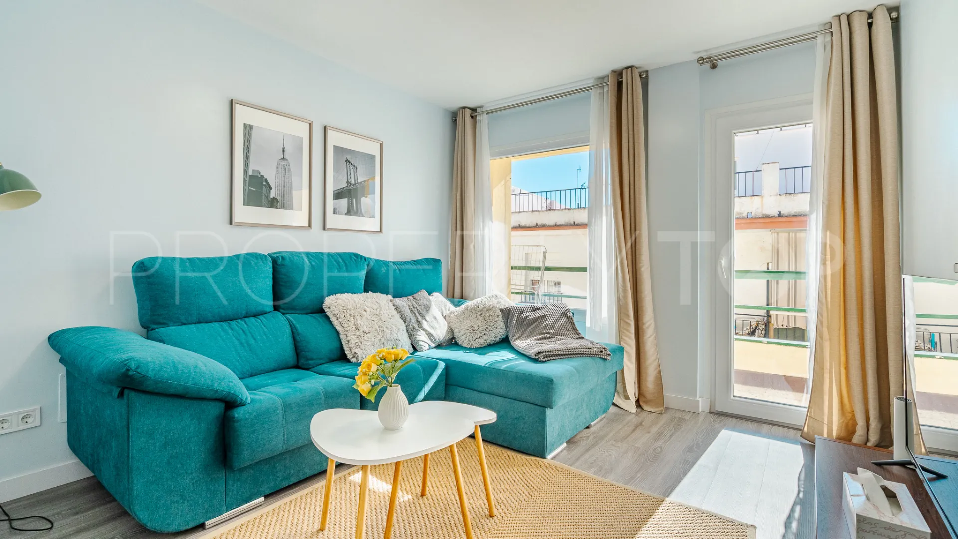 Edificio en venta en Estepona Ciudad