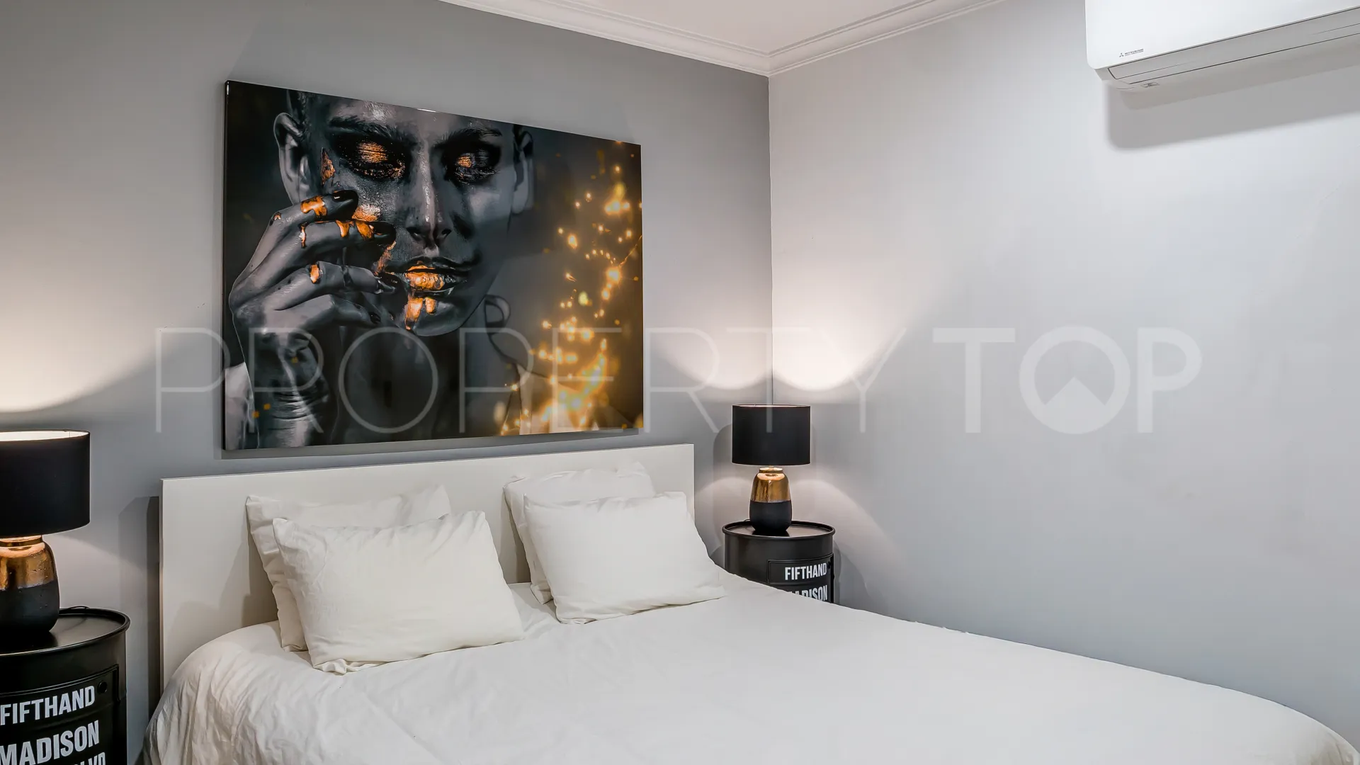 Comprar duplex planta baja de 3 dormitorios en Señorio de Aloha