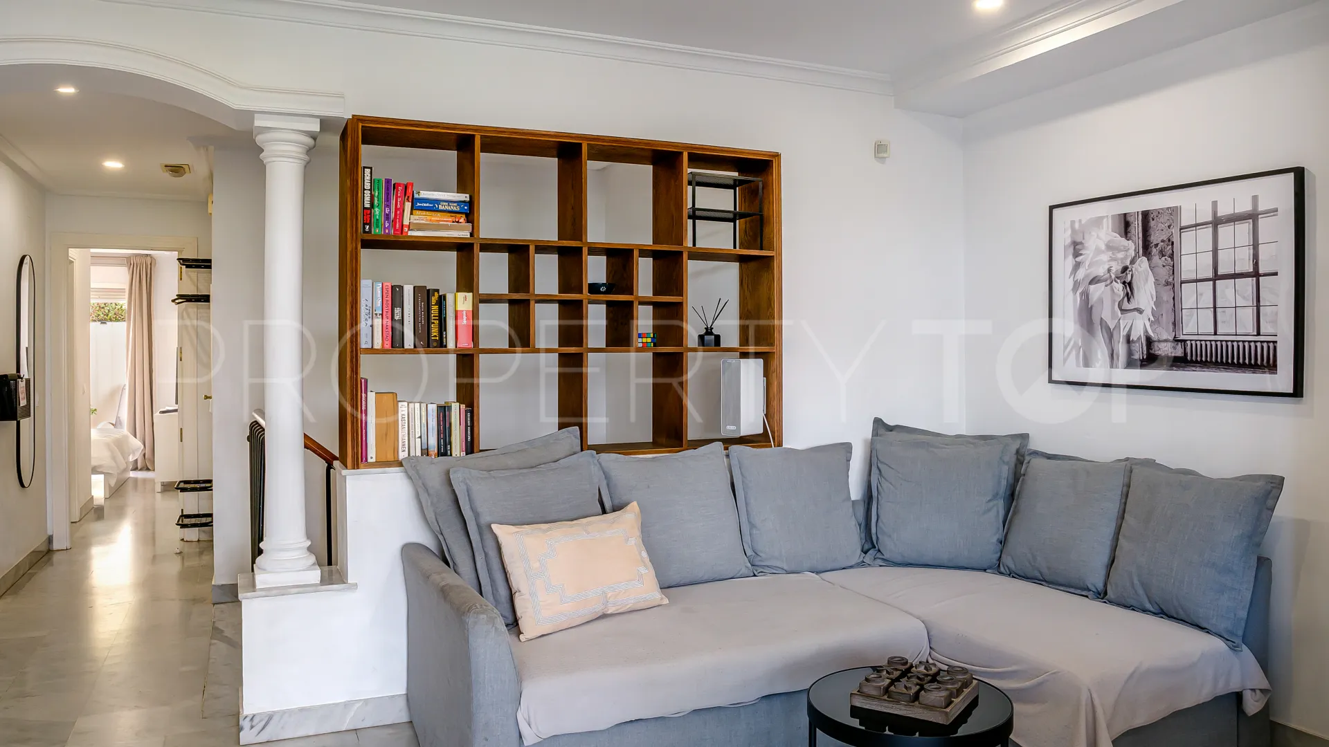 Comprar duplex planta baja de 3 dormitorios en Señorio de Aloha