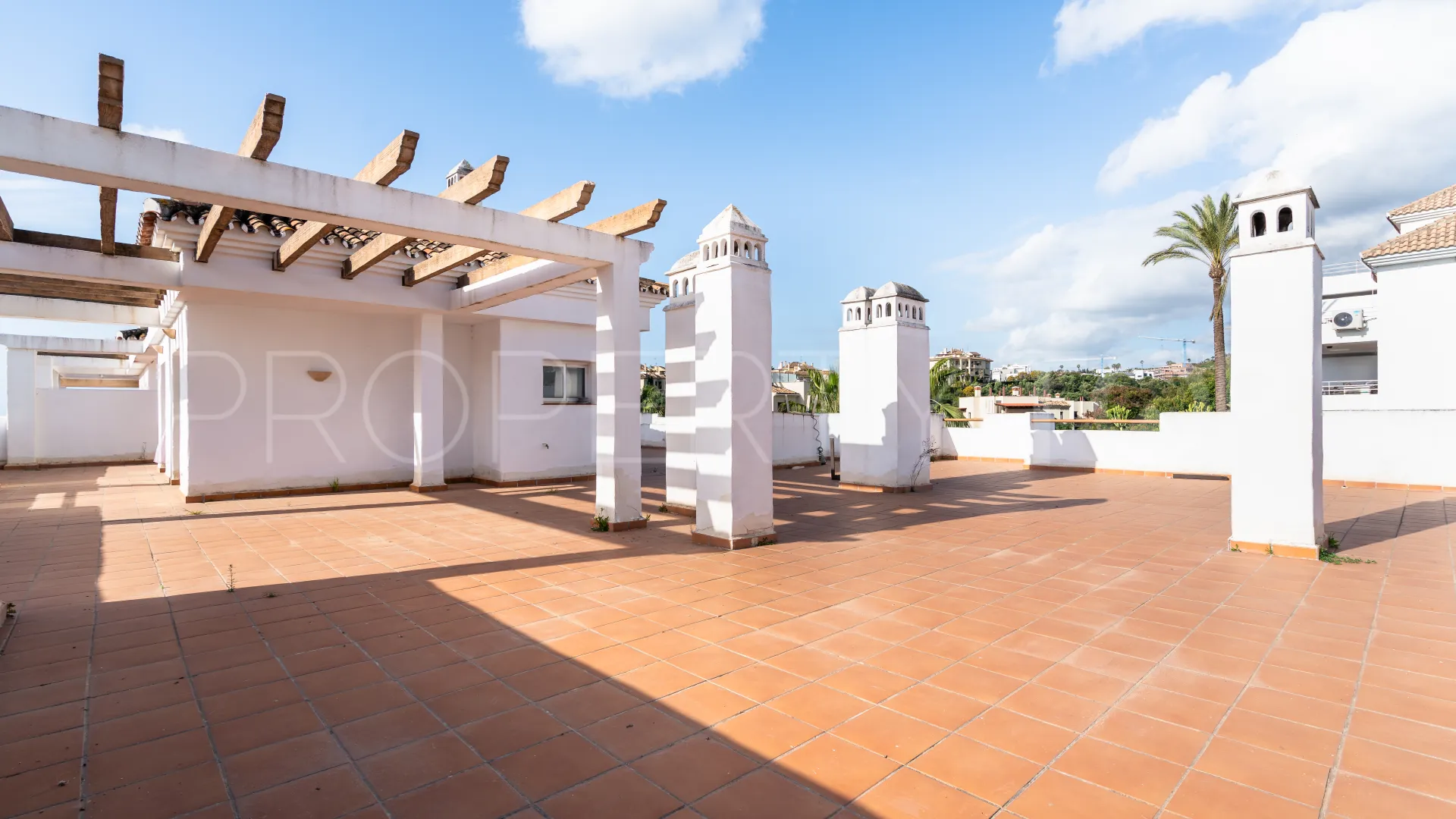 For sale duplex penthouse with 2 bedrooms in Selwo
