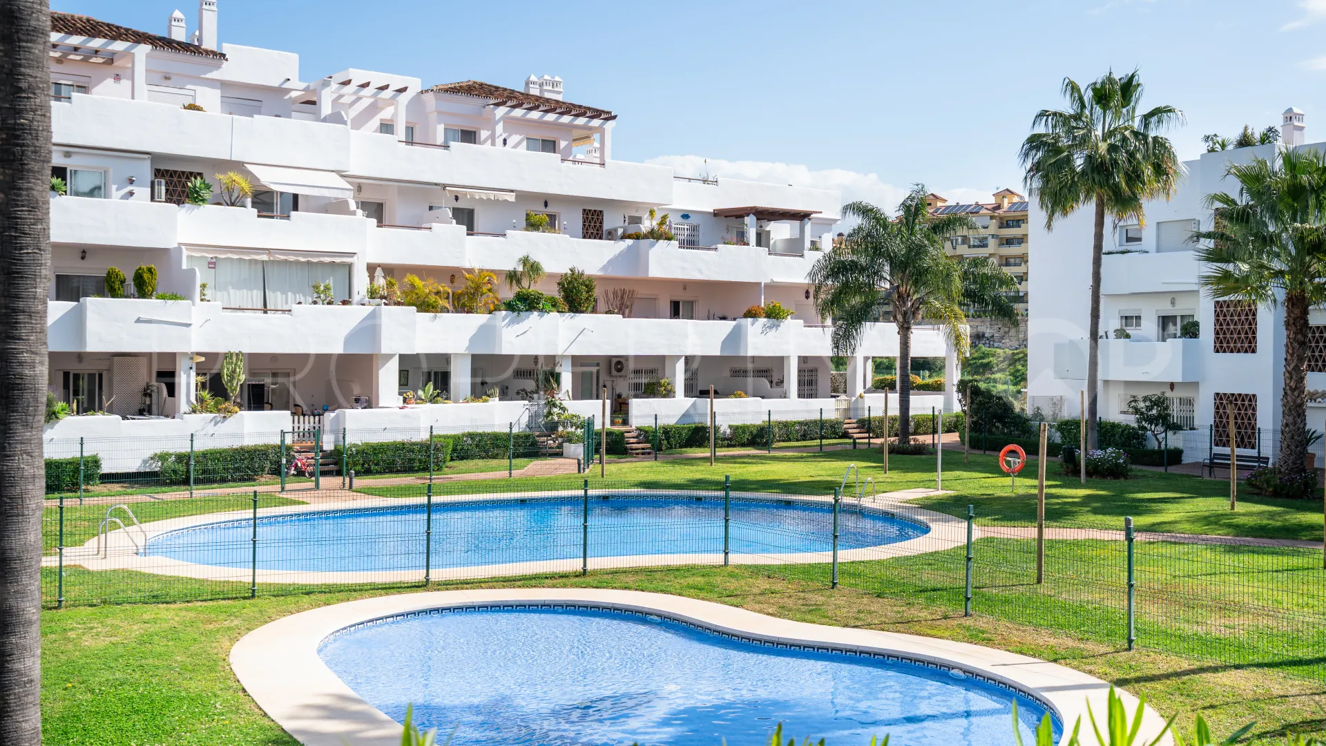For sale duplex penthouse with 2 bedrooms in Selwo