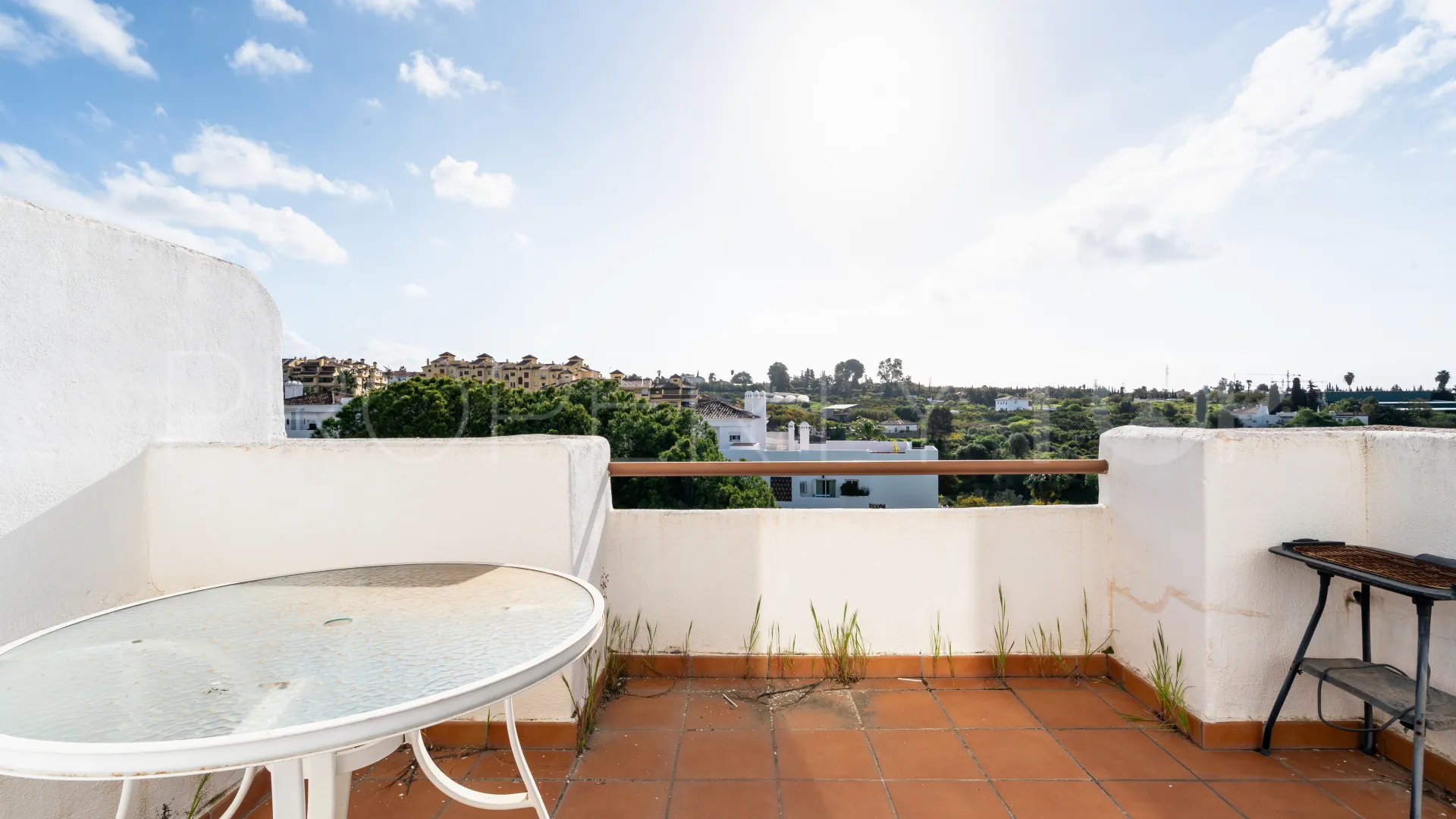 For sale duplex penthouse with 2 bedrooms in Selwo