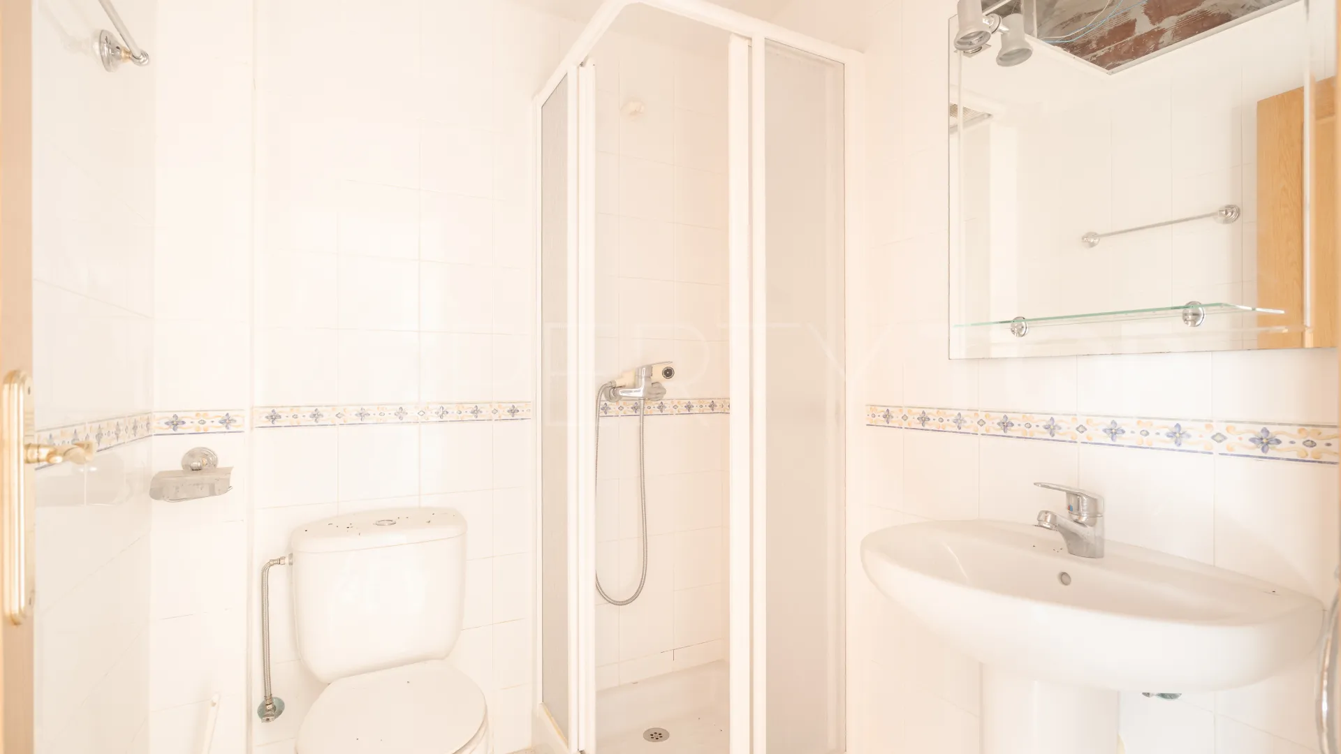 For sale duplex penthouse with 2 bedrooms in Selwo