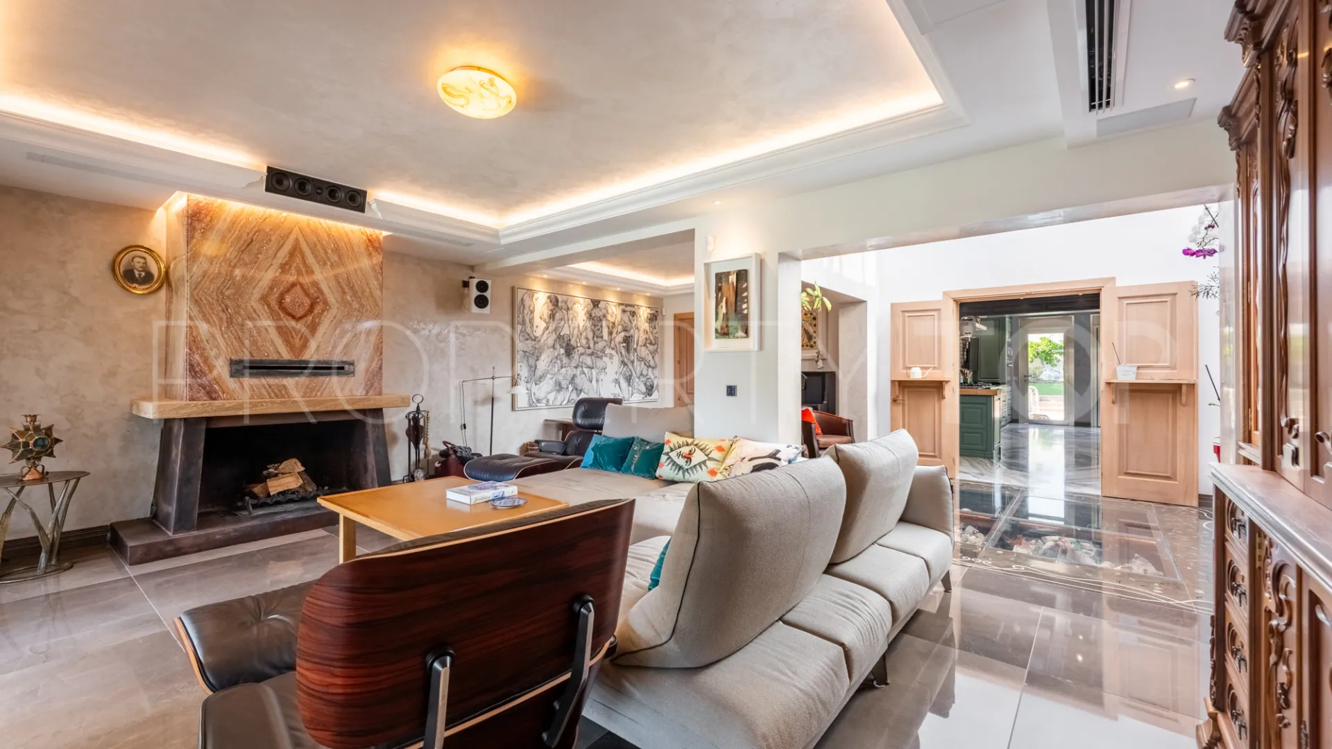 Comprar villa de 4 dormitorios en San Pedro de Alcantara