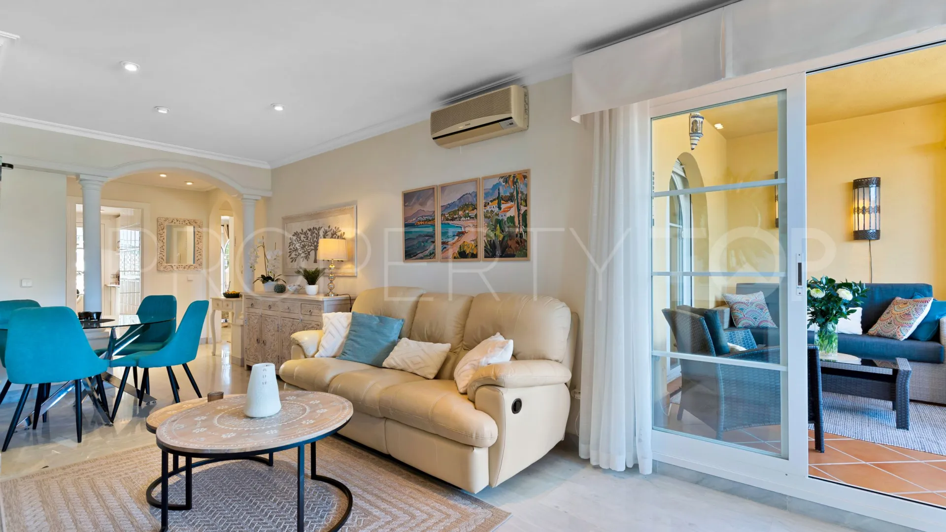 Apartamento con 2 dormitorios en venta en Señorio de Aloha