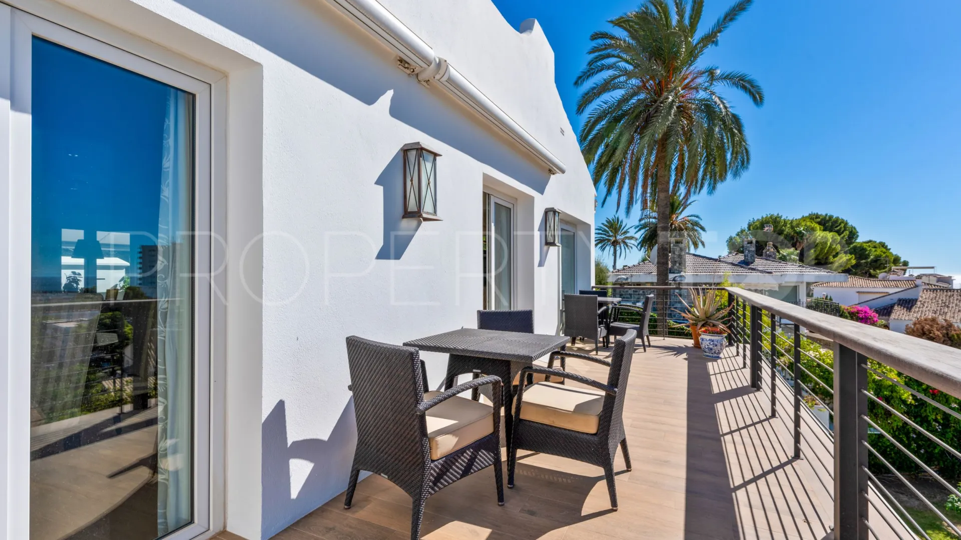 Villa in Nueva Andalucia for sale