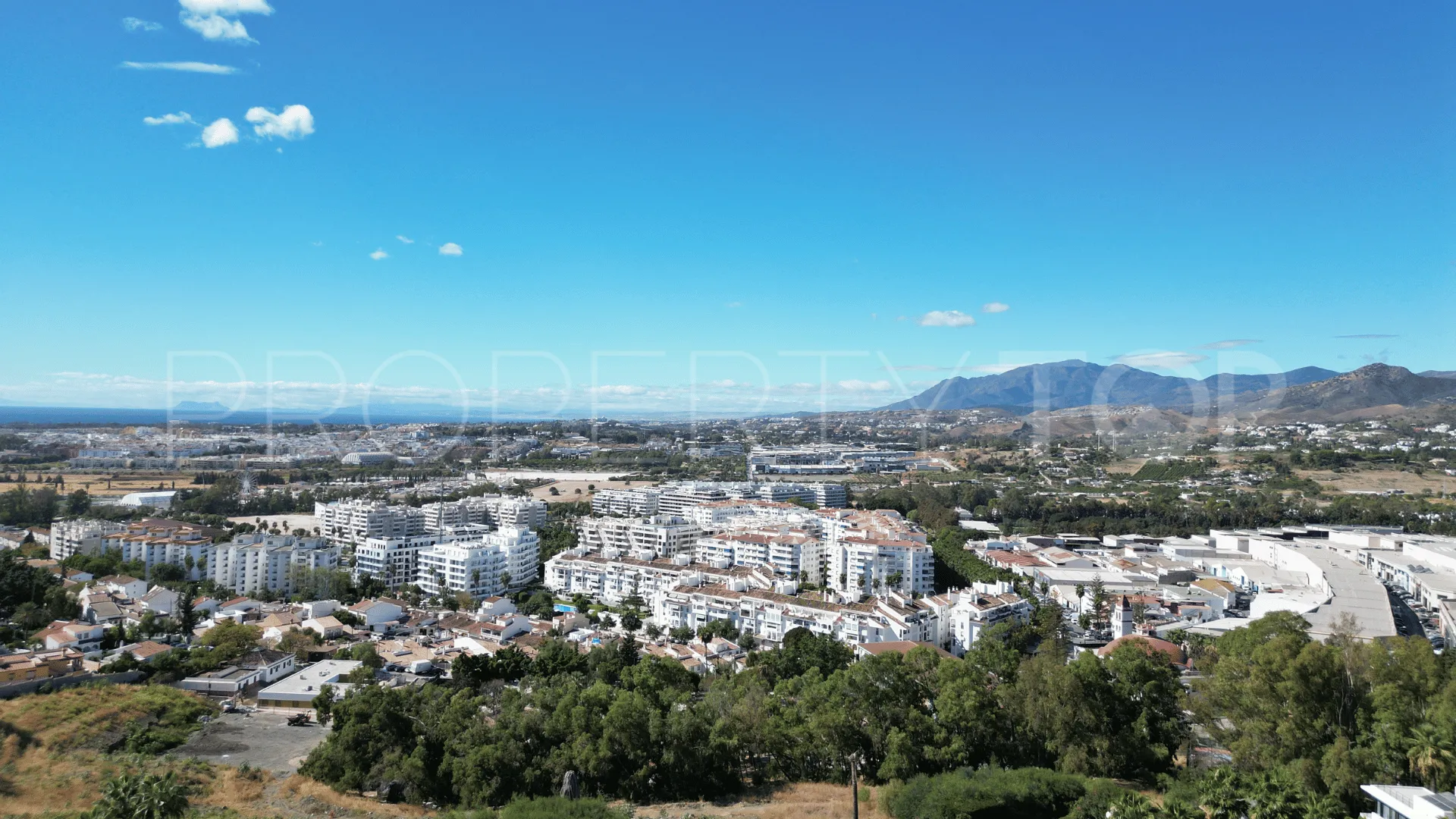Villa in Nueva Andalucia for sale