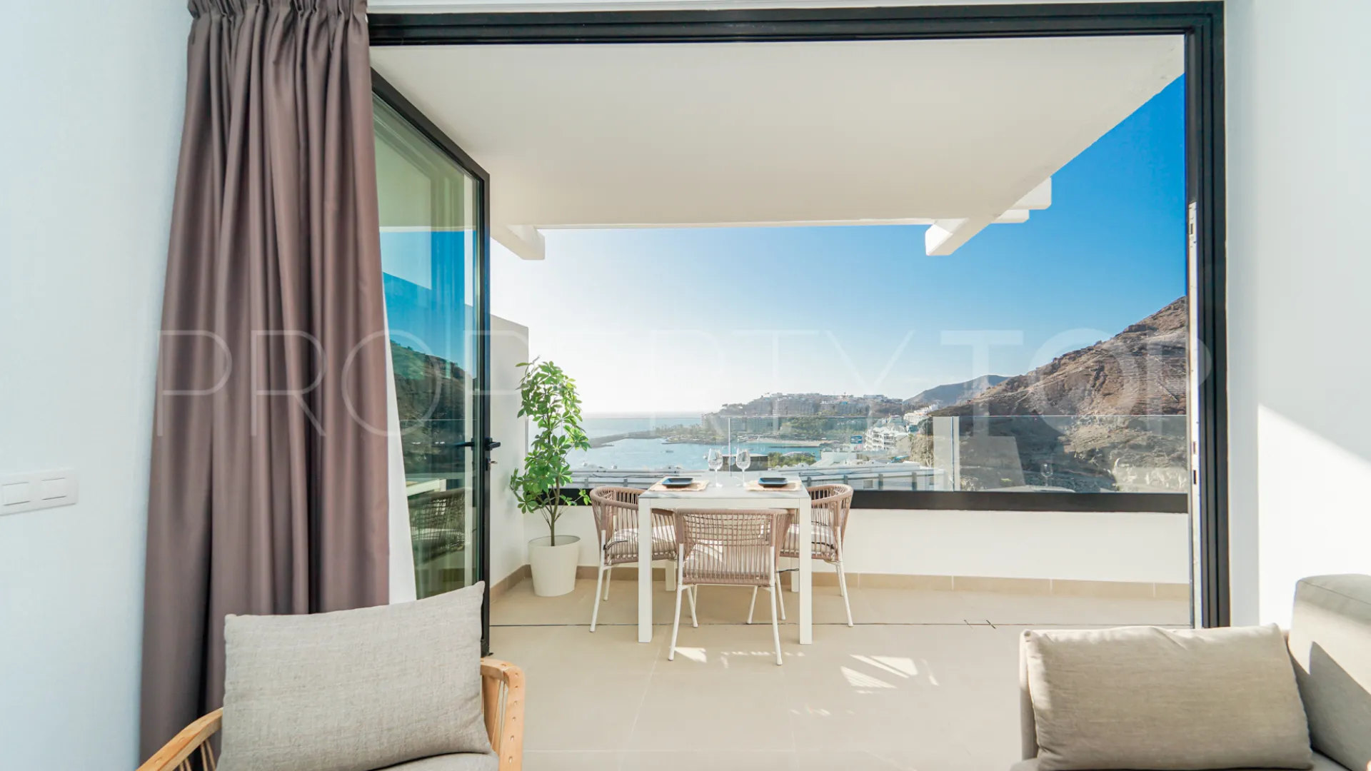 Apartment in Patalavaca for sale