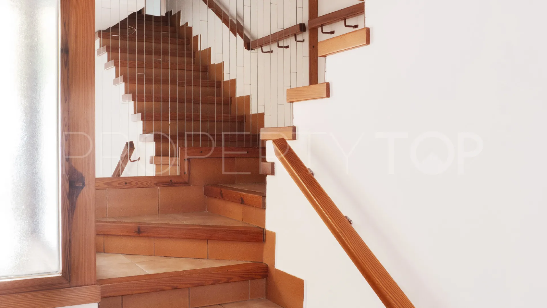 For sale house in Génova with 6 bedrooms