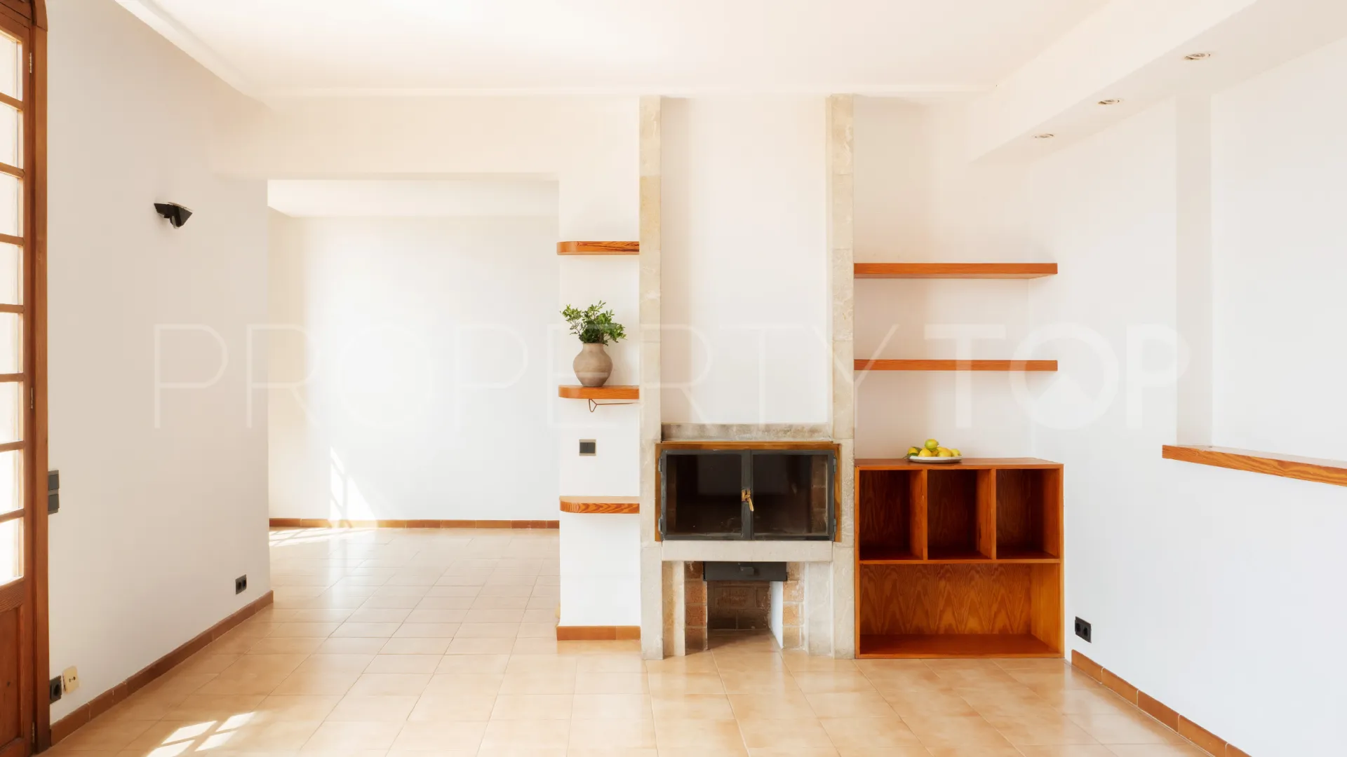 For sale house in Génova with 6 bedrooms