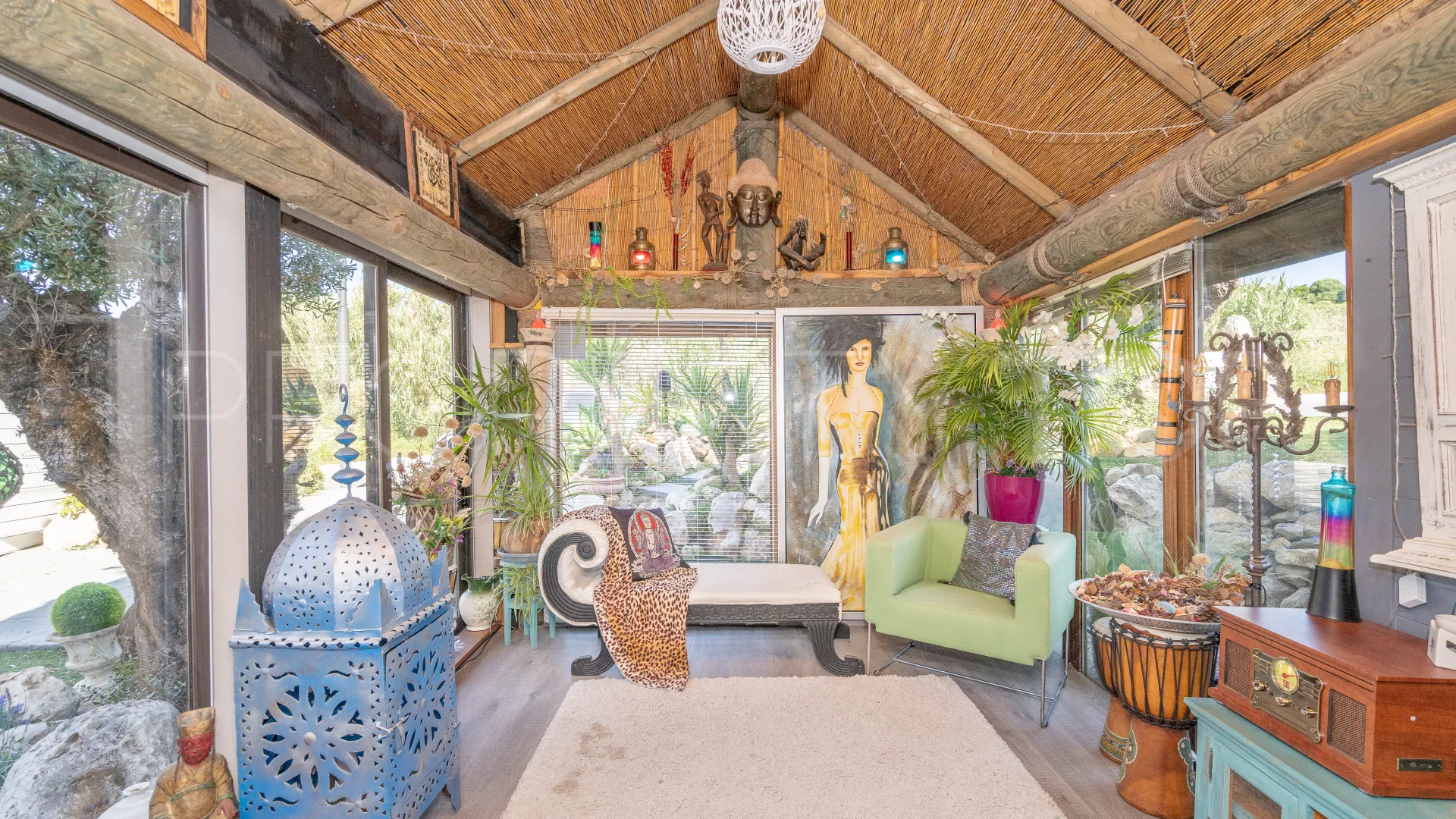 Villa de 4 dormitorios a la venta en Estepona Golf