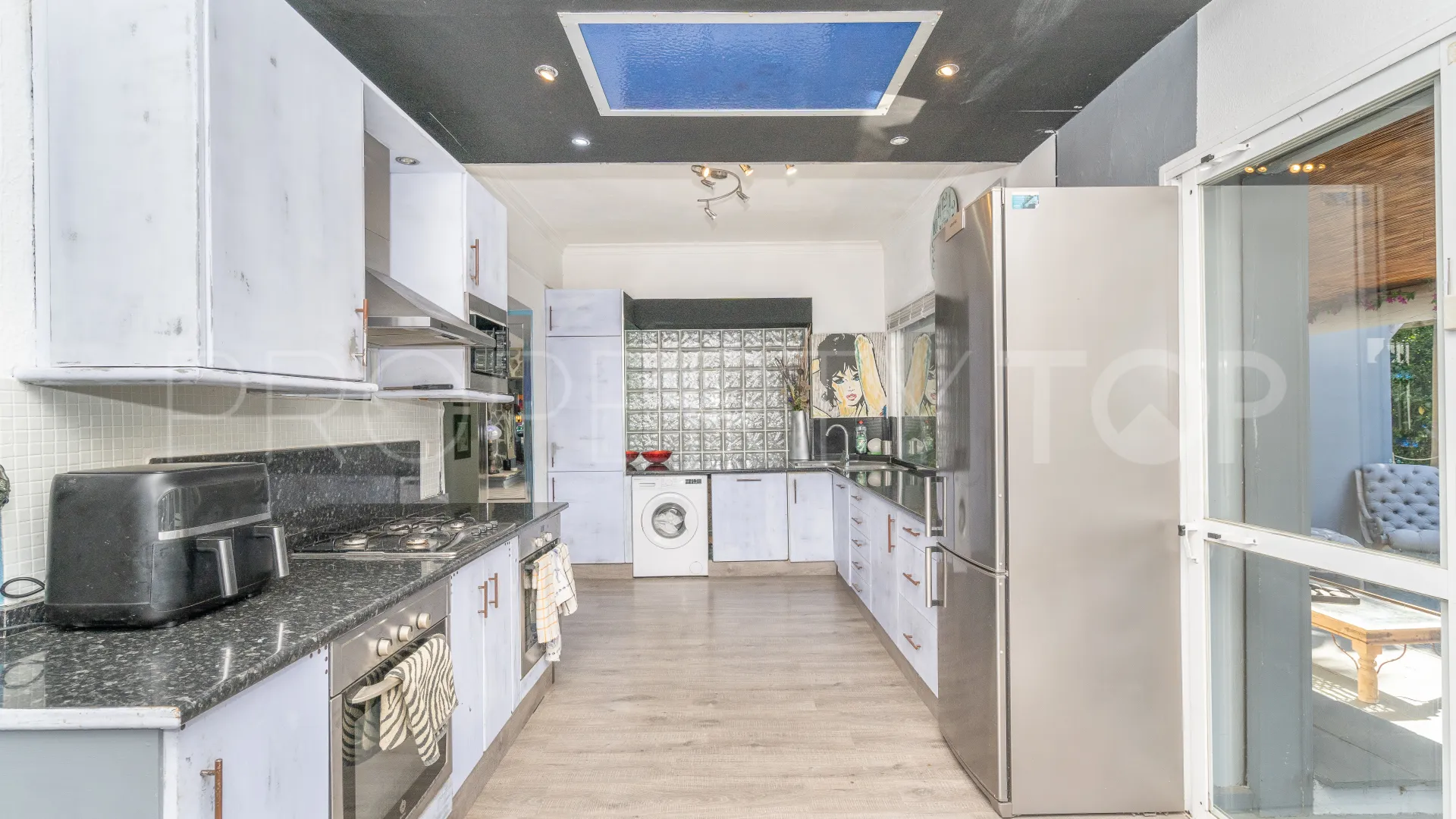 Villa de 4 dormitorios a la venta en Estepona Golf