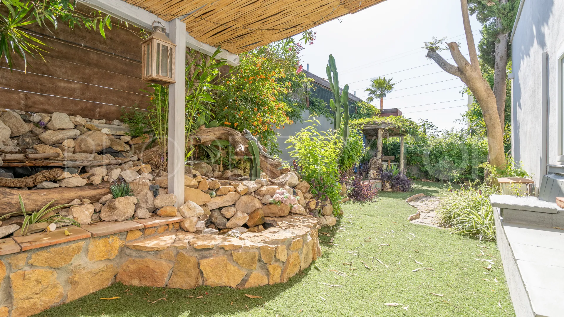 Villa de 4 dormitorios a la venta en Estepona Golf