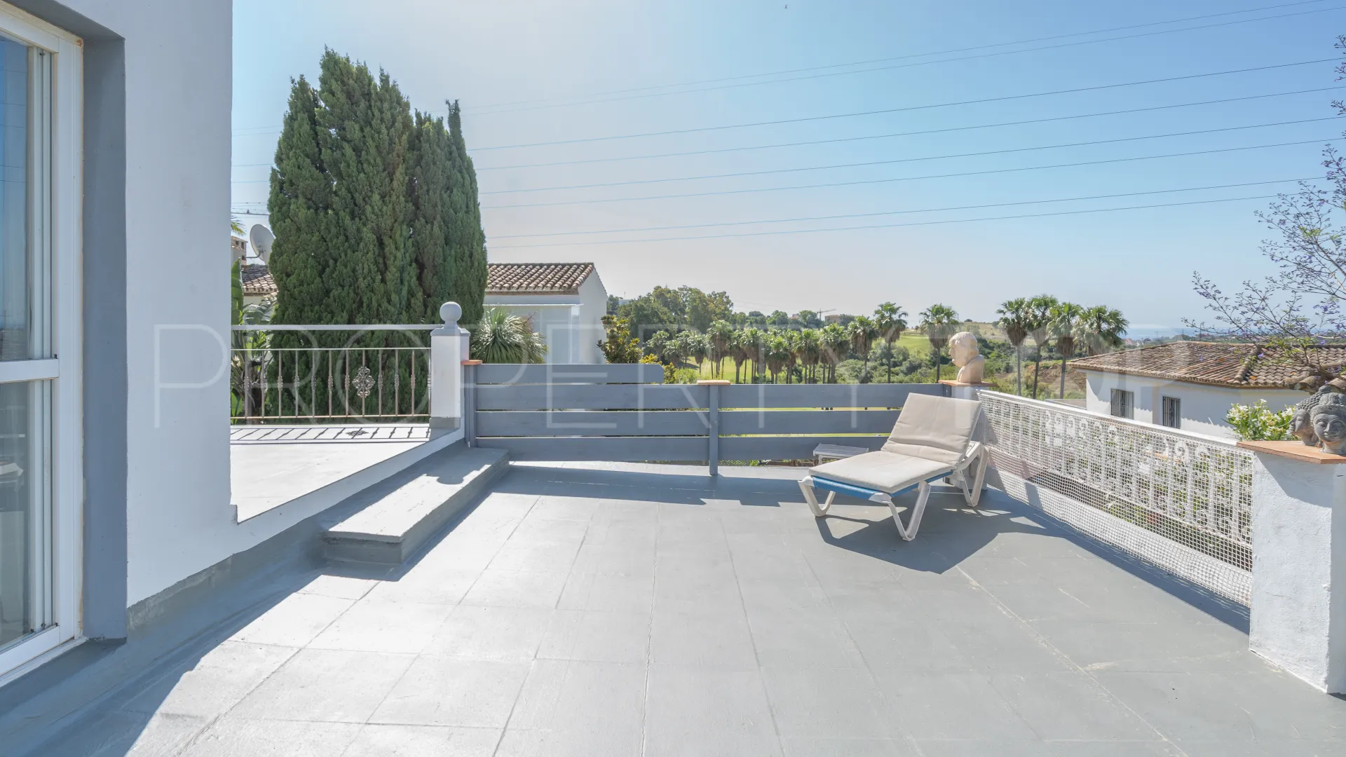 Villa de 4 dormitorios a la venta en Estepona Golf