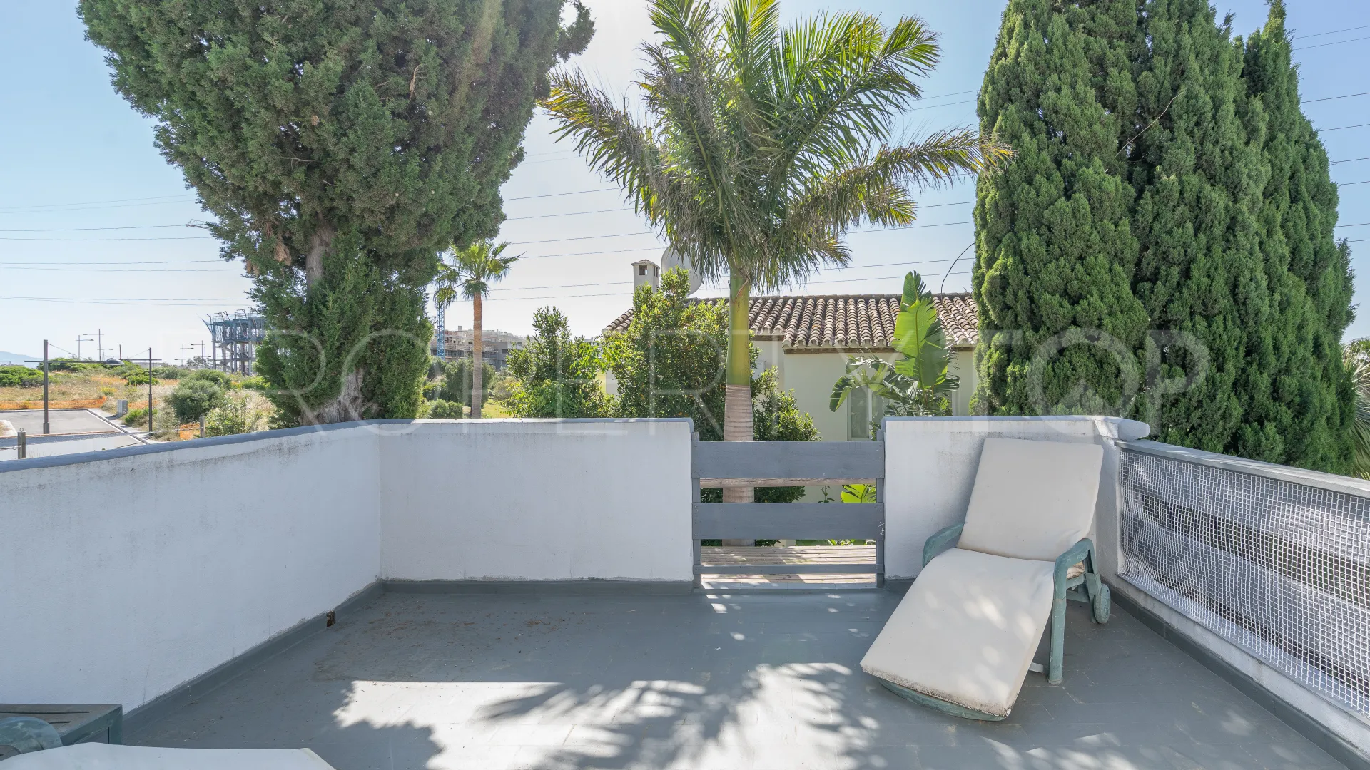 Villa de 4 dormitorios a la venta en Estepona Golf