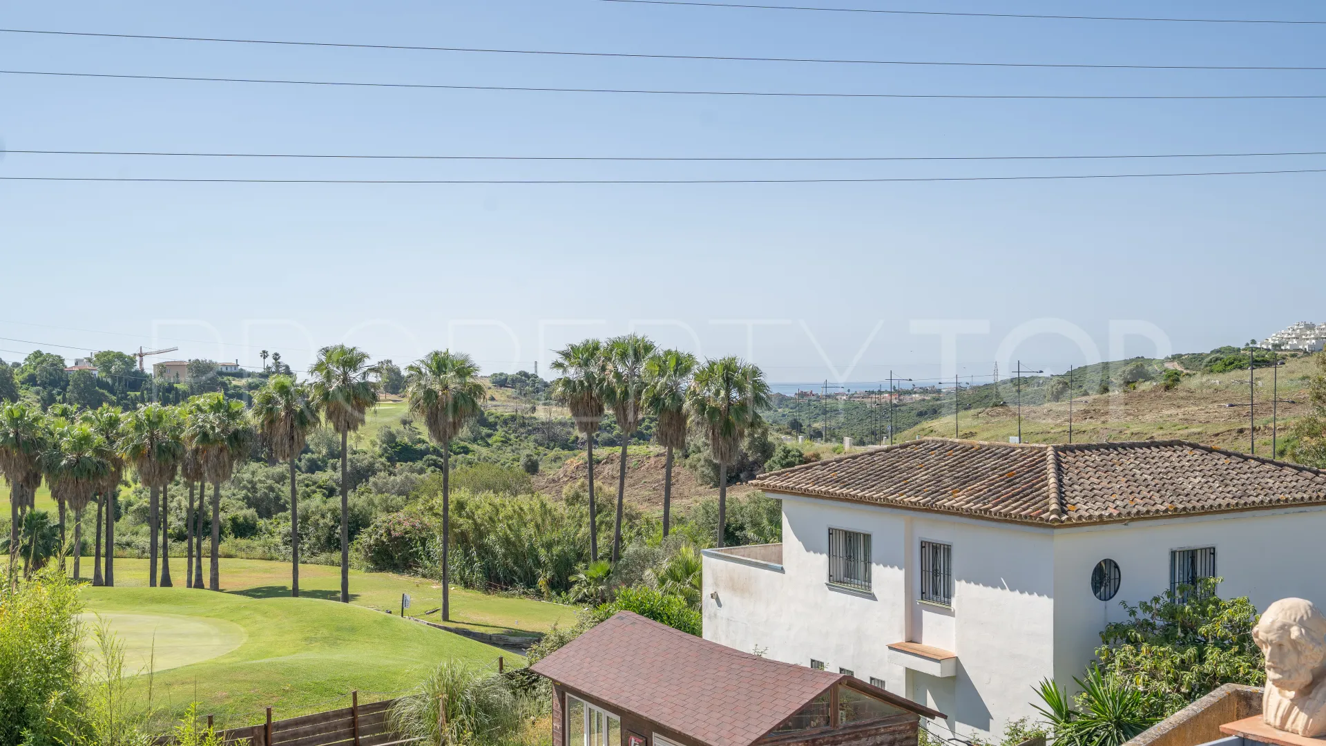 Villa de 4 dormitorios a la venta en Estepona Golf