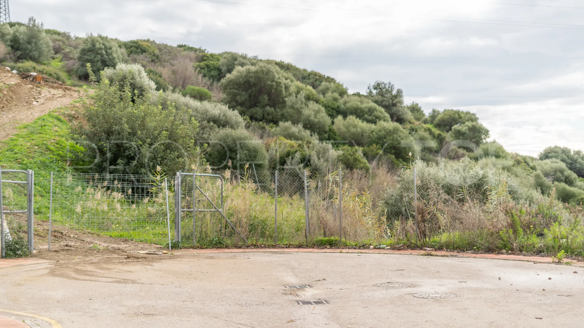 Plot in Valle Romano for sale