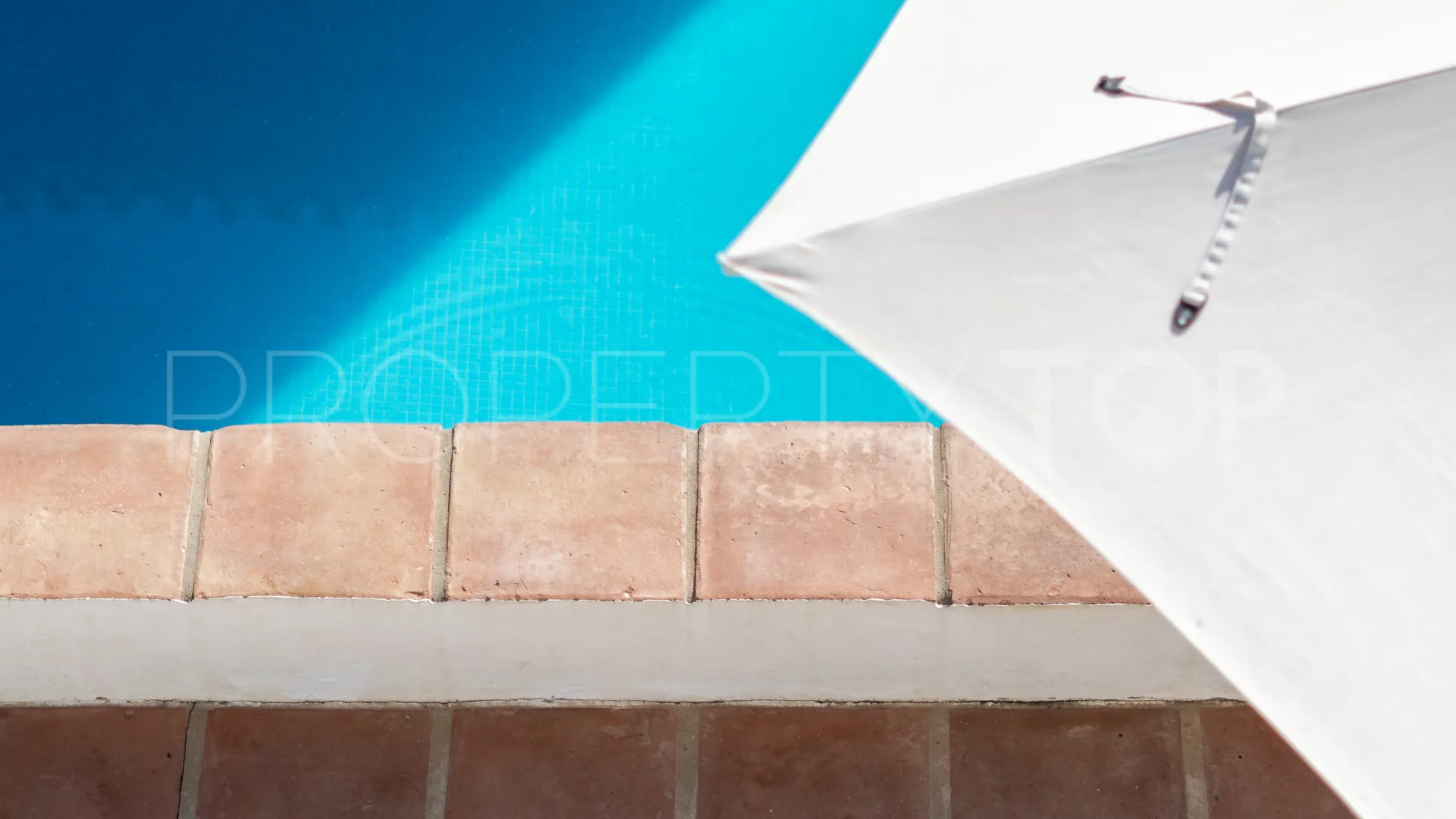 Comprar casa de campo en Estepona