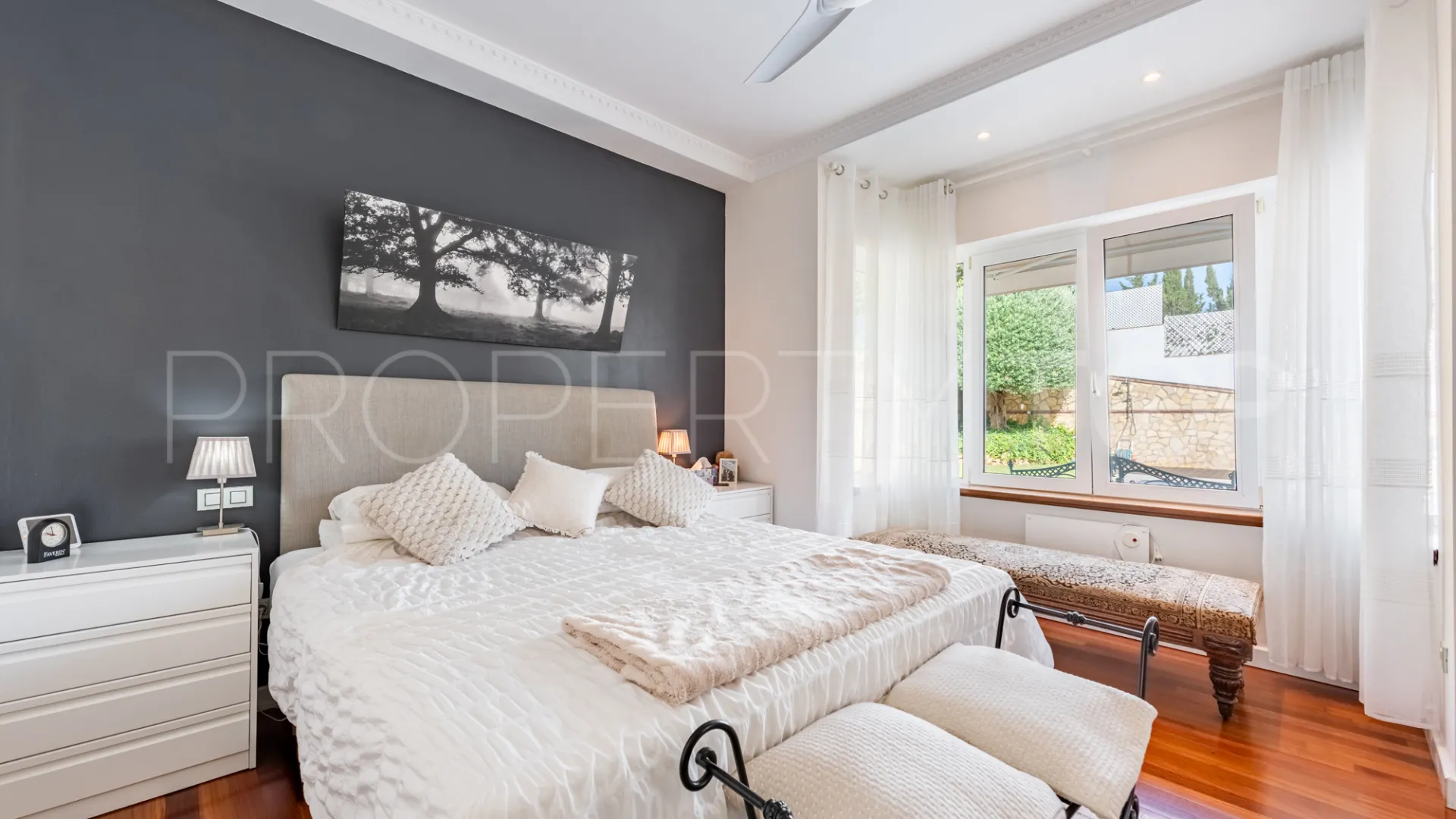 For sale villa in Sierrezuela with 6 bedrooms